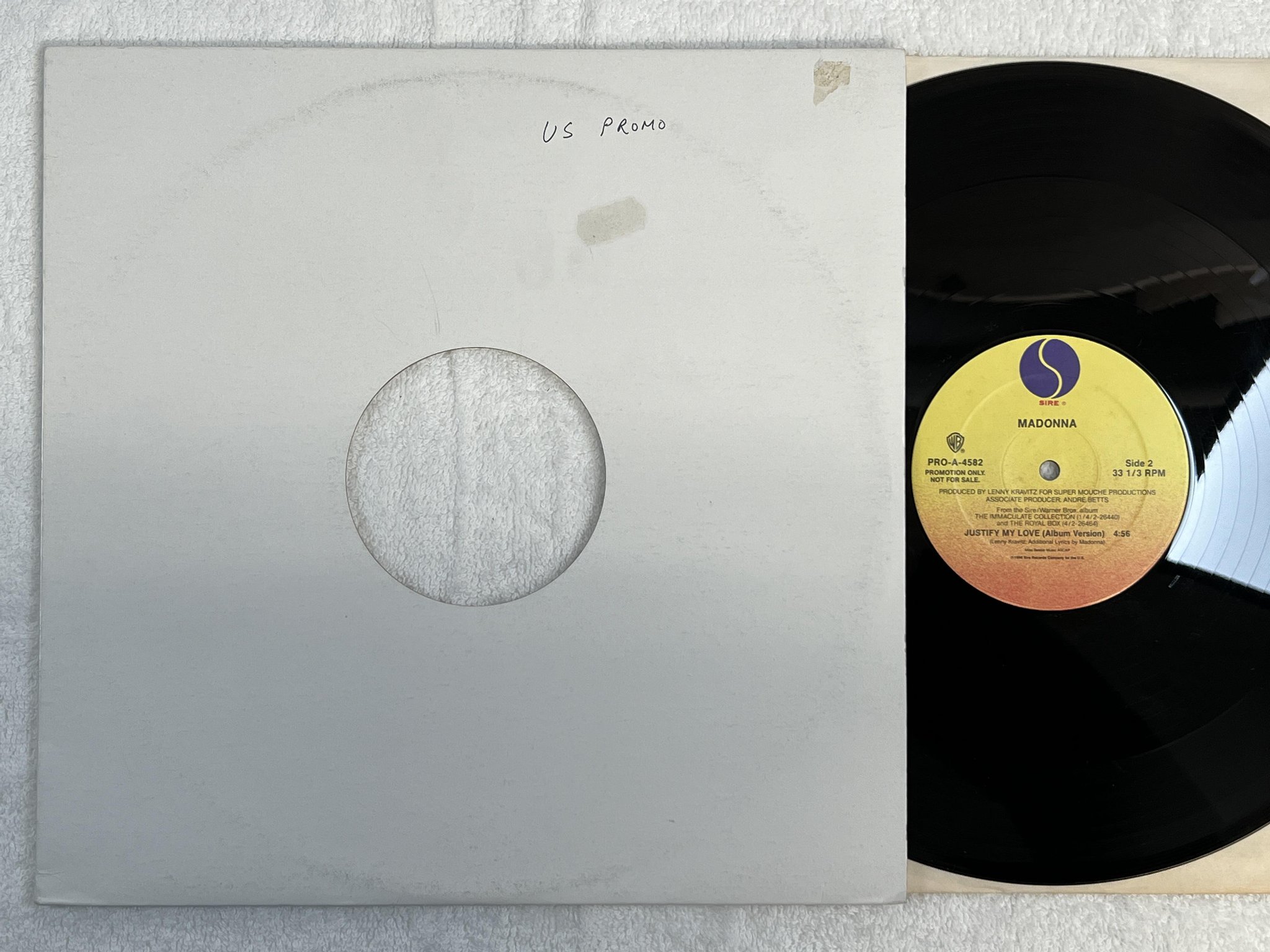 Omslagsbild för skivan MADONNA justify my love 12" -90 US SIRE PRO-A-4613