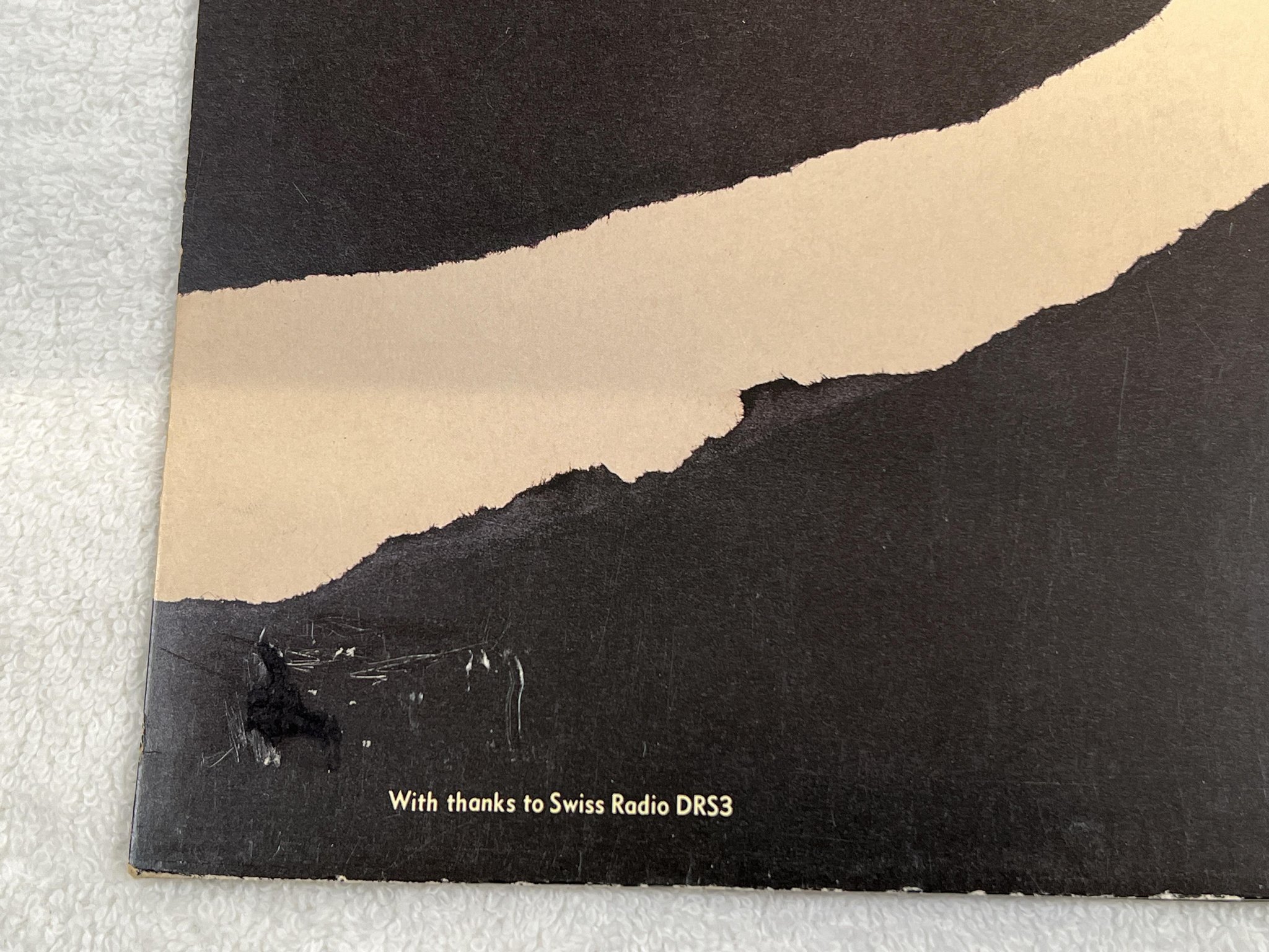 Omslagsbild för skivan DEPECHE MODE shake the disease 12"single -85 MUTE INT 126829 ** COLOUR VINYL **