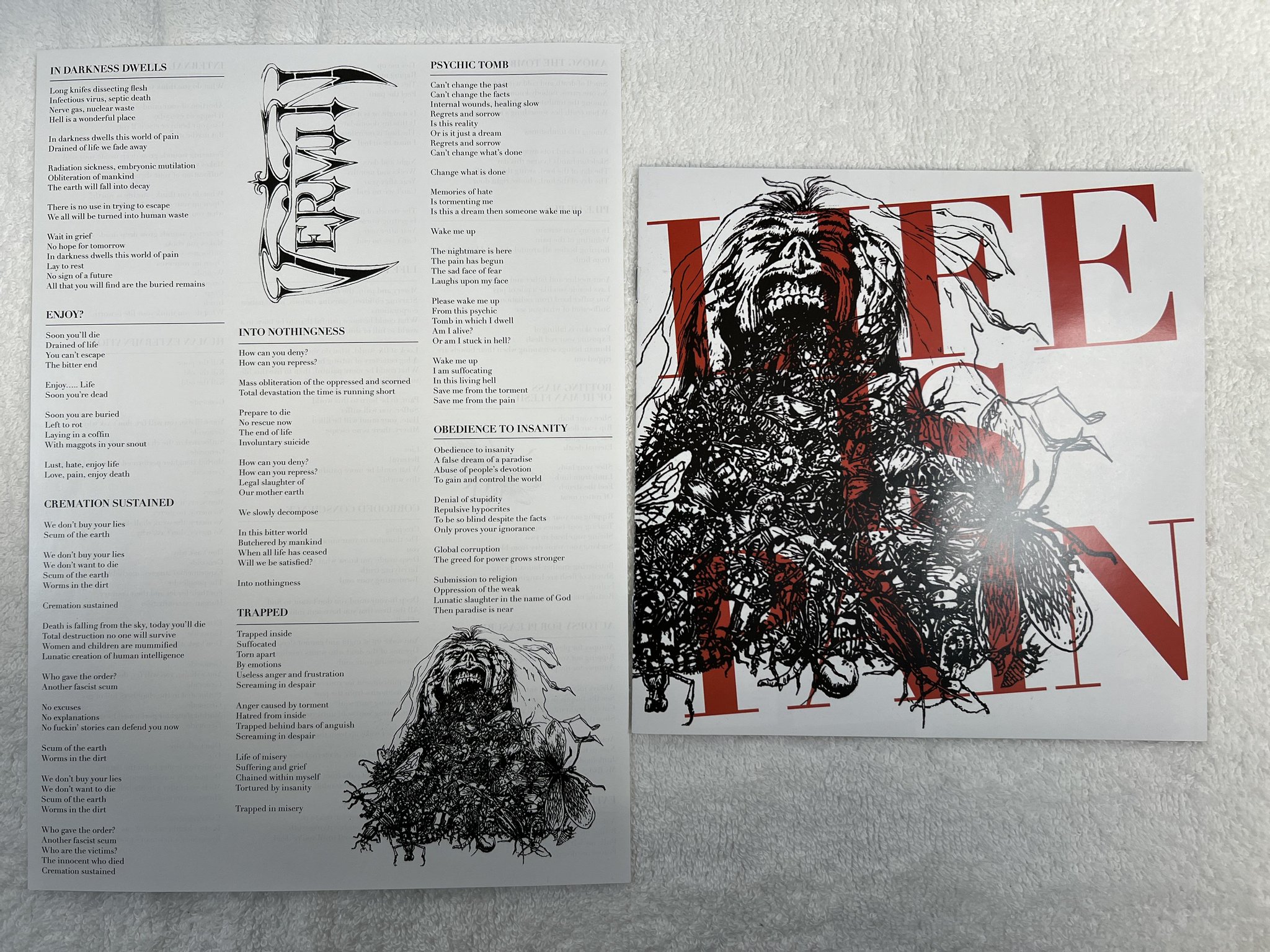 Omslagsbild för skivan VERMIN Life Is Pain LP 2015 TO THE DEATH TTD 026 *** swedish death metal ***