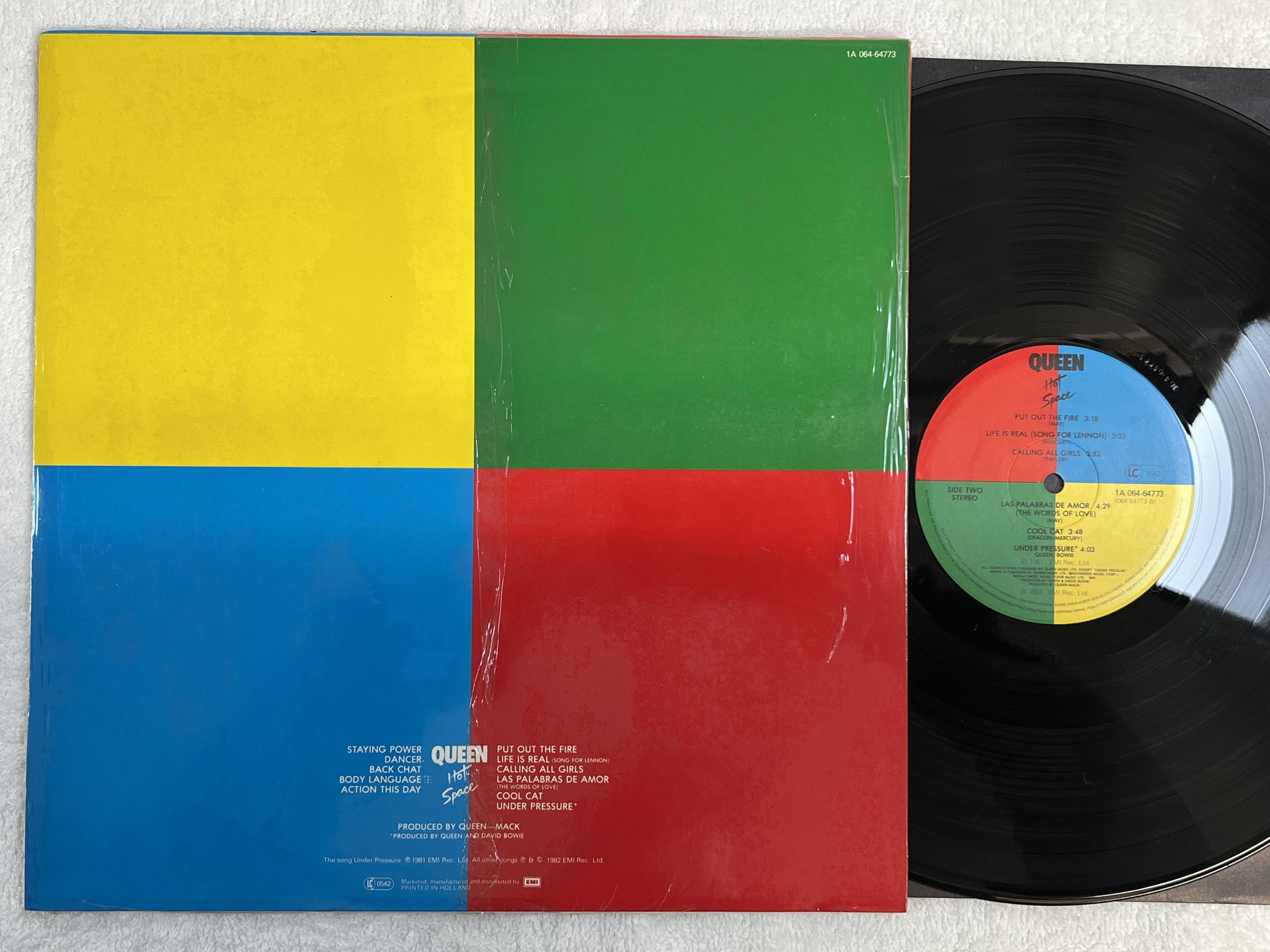Omslagsbild för skivan QUEEN hot space LP -82 Hol EMI 1A 064-64773