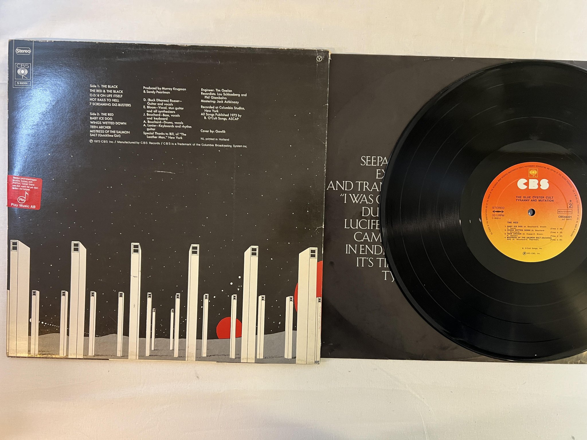 Omslagsbild för skivan BLUE ÖYSTER CULT tyranny and mutation LP -73 CBS 65331