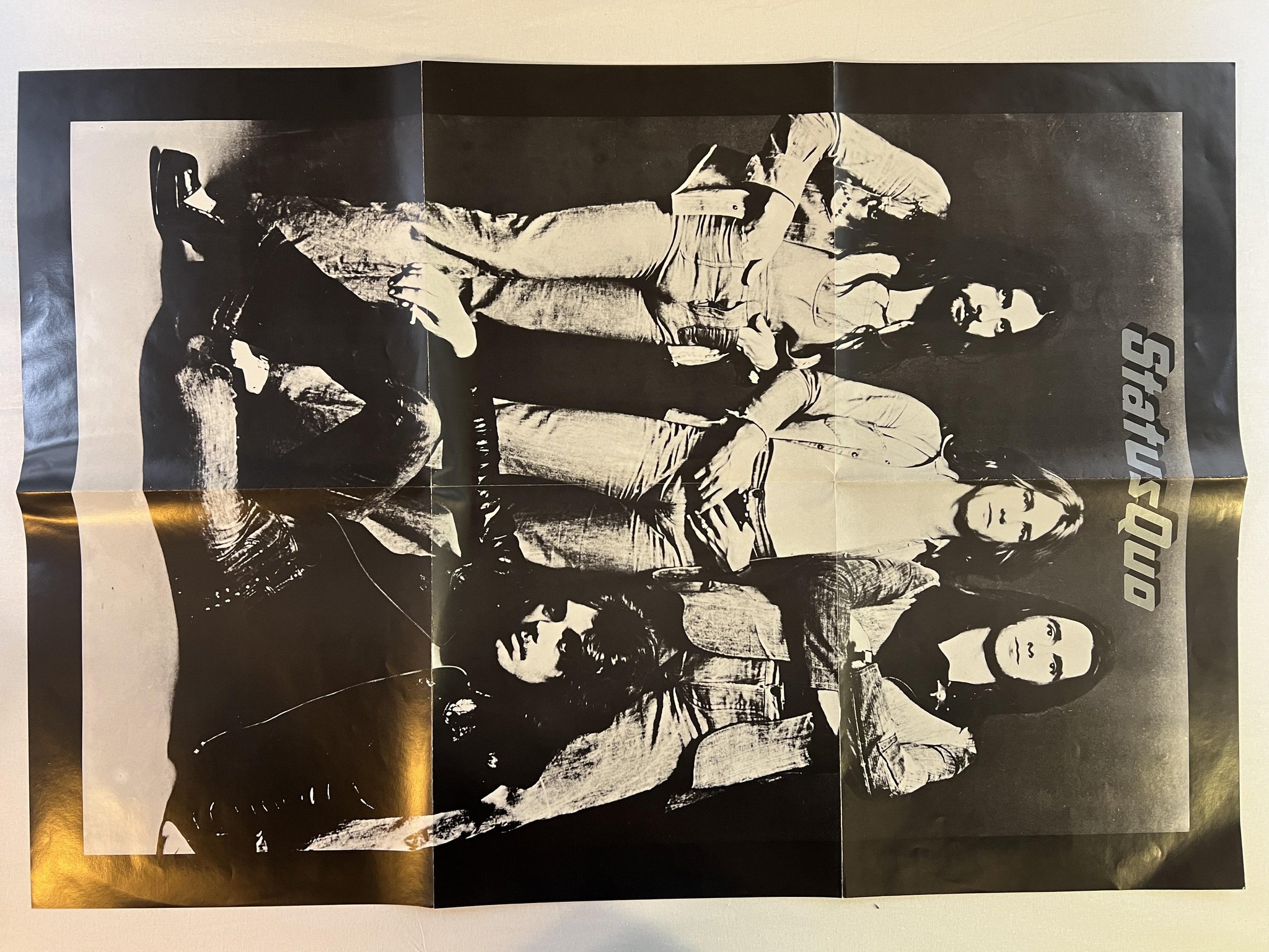 Omslagsbild för skivan STATUS QUO hello LP -73 UK vertigo 6360 098 *** w/ POSTER ***