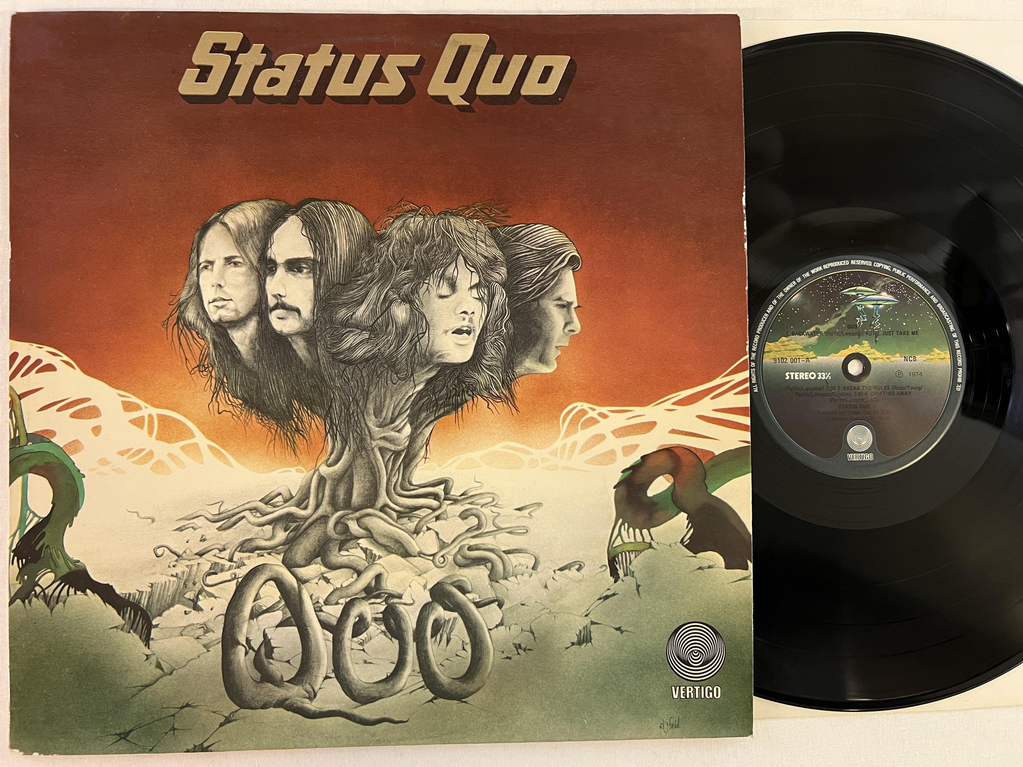 Omslagsbild för skivan STATUS QUO quo LP -74 ncb vertigo 9102 001