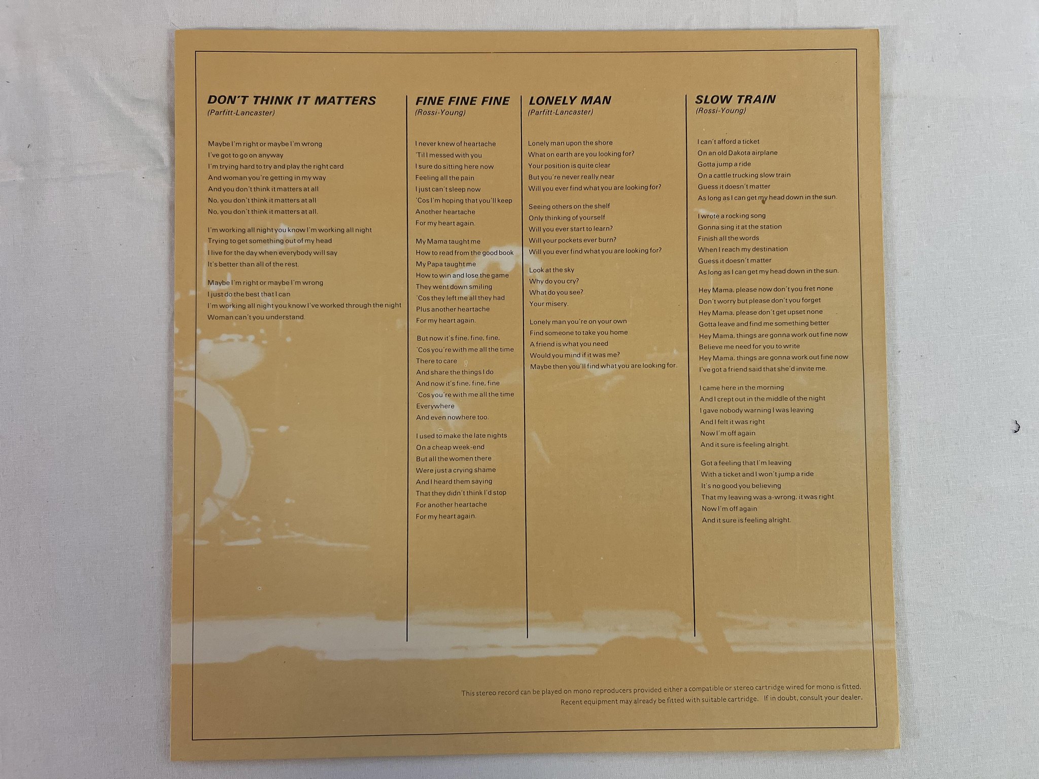 Omslagsbild för skivan STATUS QUO quo LP -74 ncb vertigo 9102 001