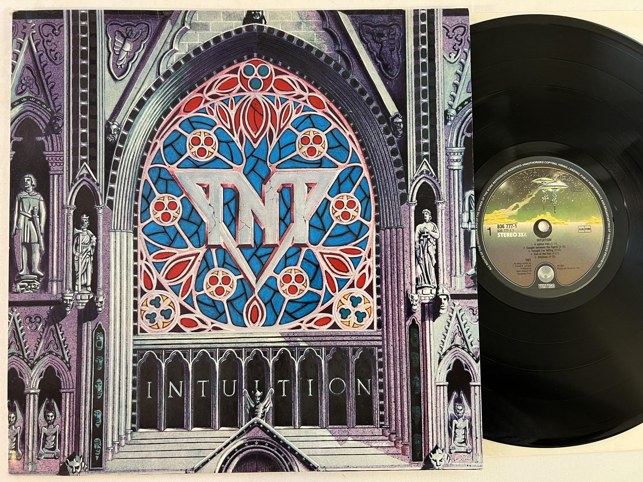 Omslagsbild för skivan TNT intuition LP -89 Hol VERTIGO 836777-1
