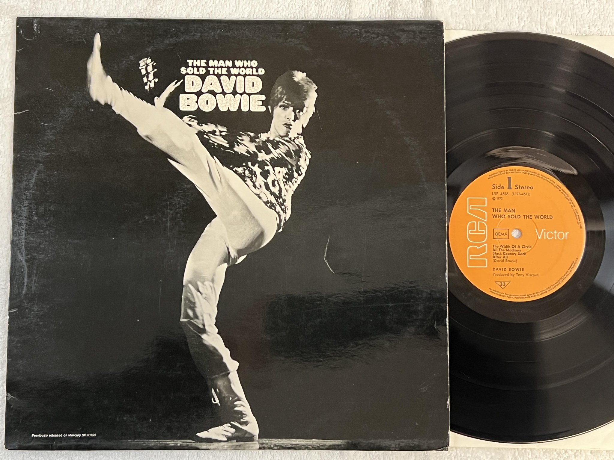 Omslagsbild för skivan DAVID BOWIE the man who sold the world LP -72 Ger RCA LSP 4816