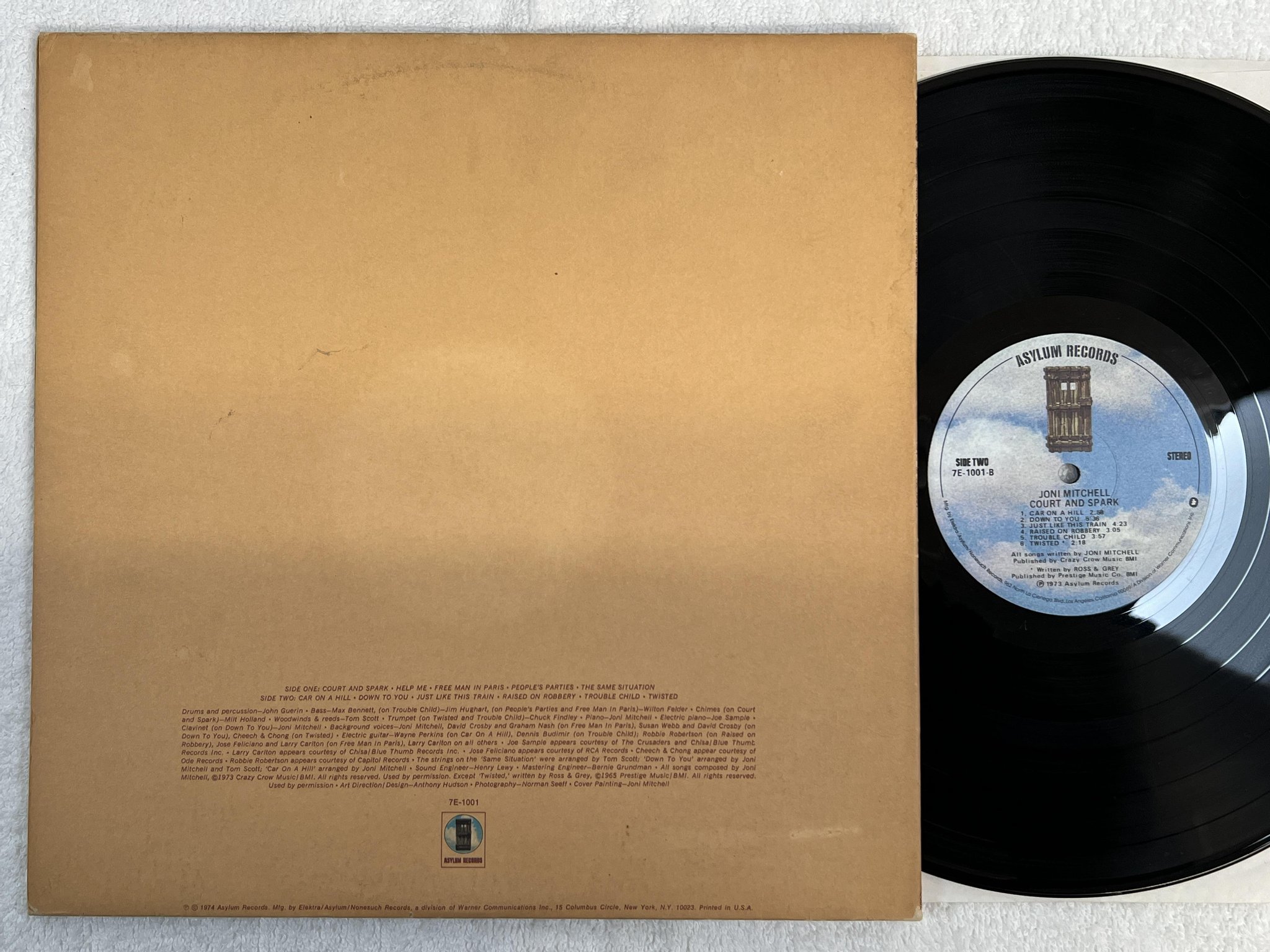 Omslagsbild för skivan JONI MITCHELL court and spark LP -73 ASYLUM 7E 1001