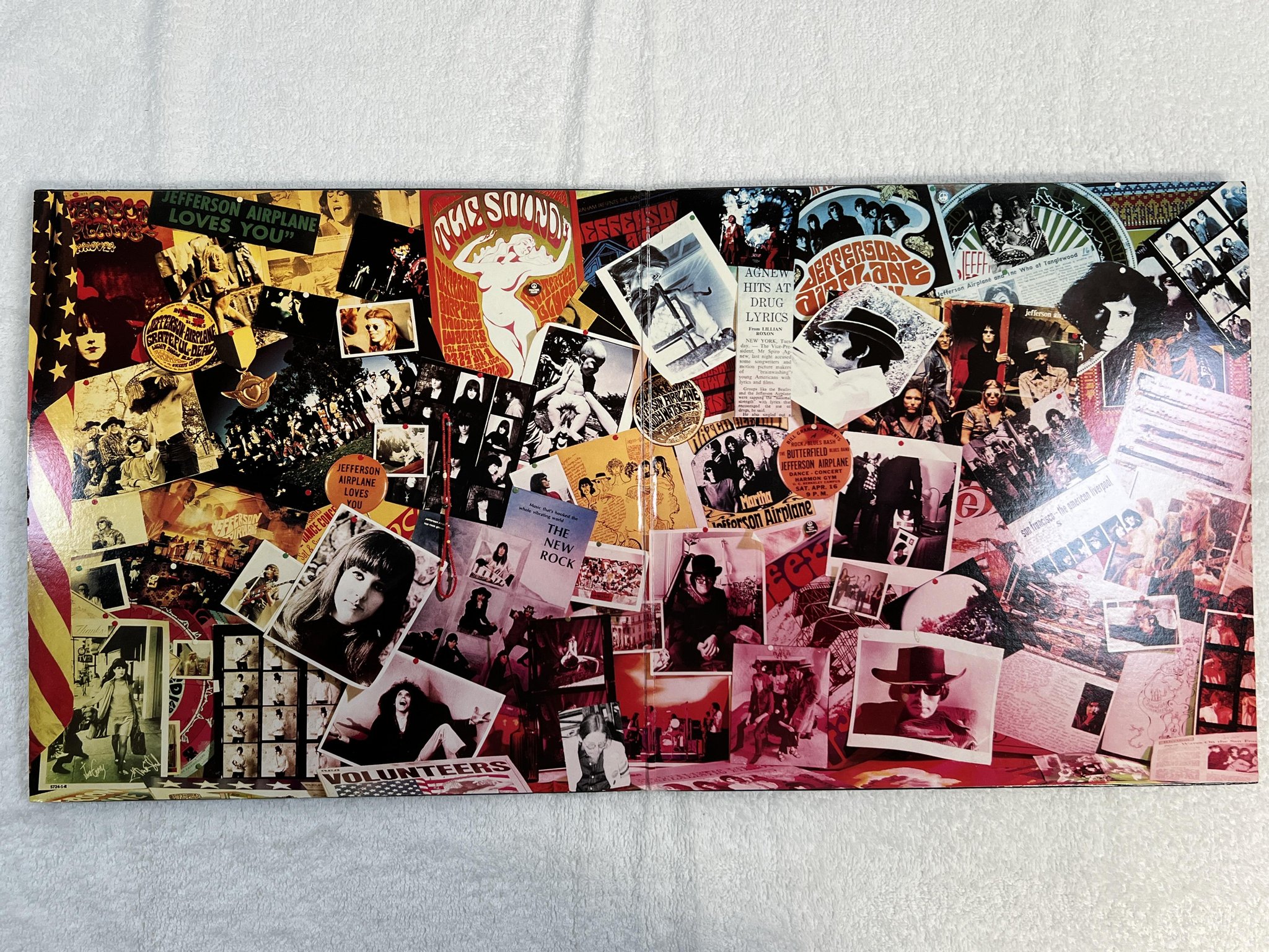 Omslagsbild för skivan JEFFERSON AIRPLANE 2400 fulton street 2xLP US RCA 5724-1-R