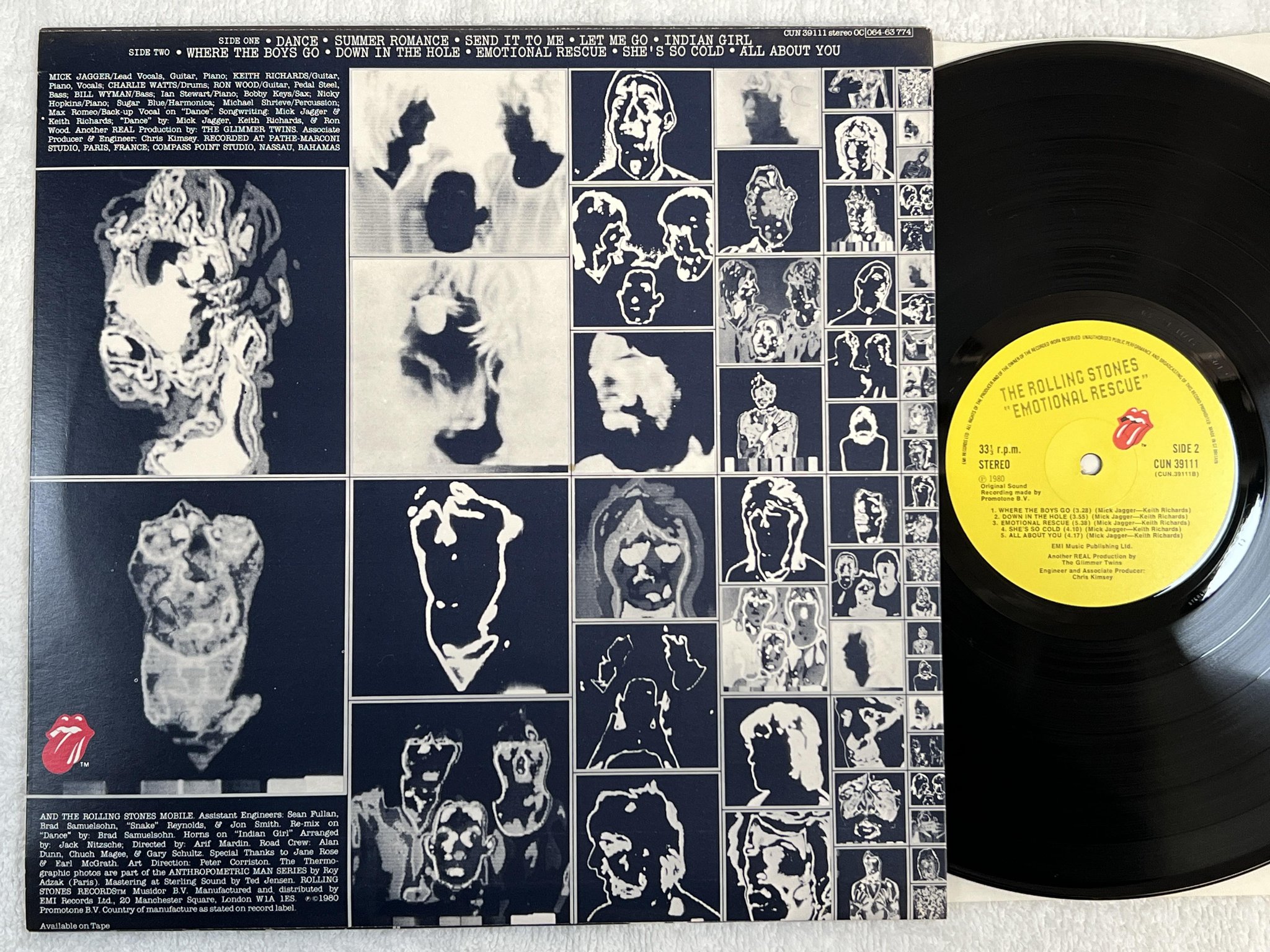 Omslagsbild för skivan THE ROLLING STONES emotional rescue LP -80 UK CUN 39111 *** w/ poster ***