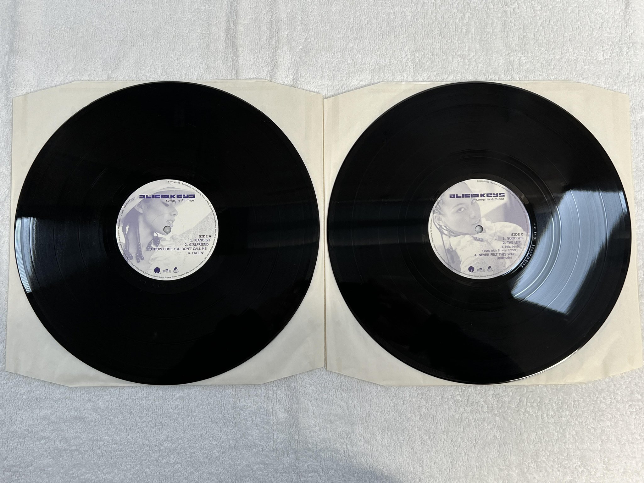 Omslagsbild för skivan ALICIA KEYS songs in A minor 2xLP 2002 J RECORDS 74321 92889 1 ** mega rare **