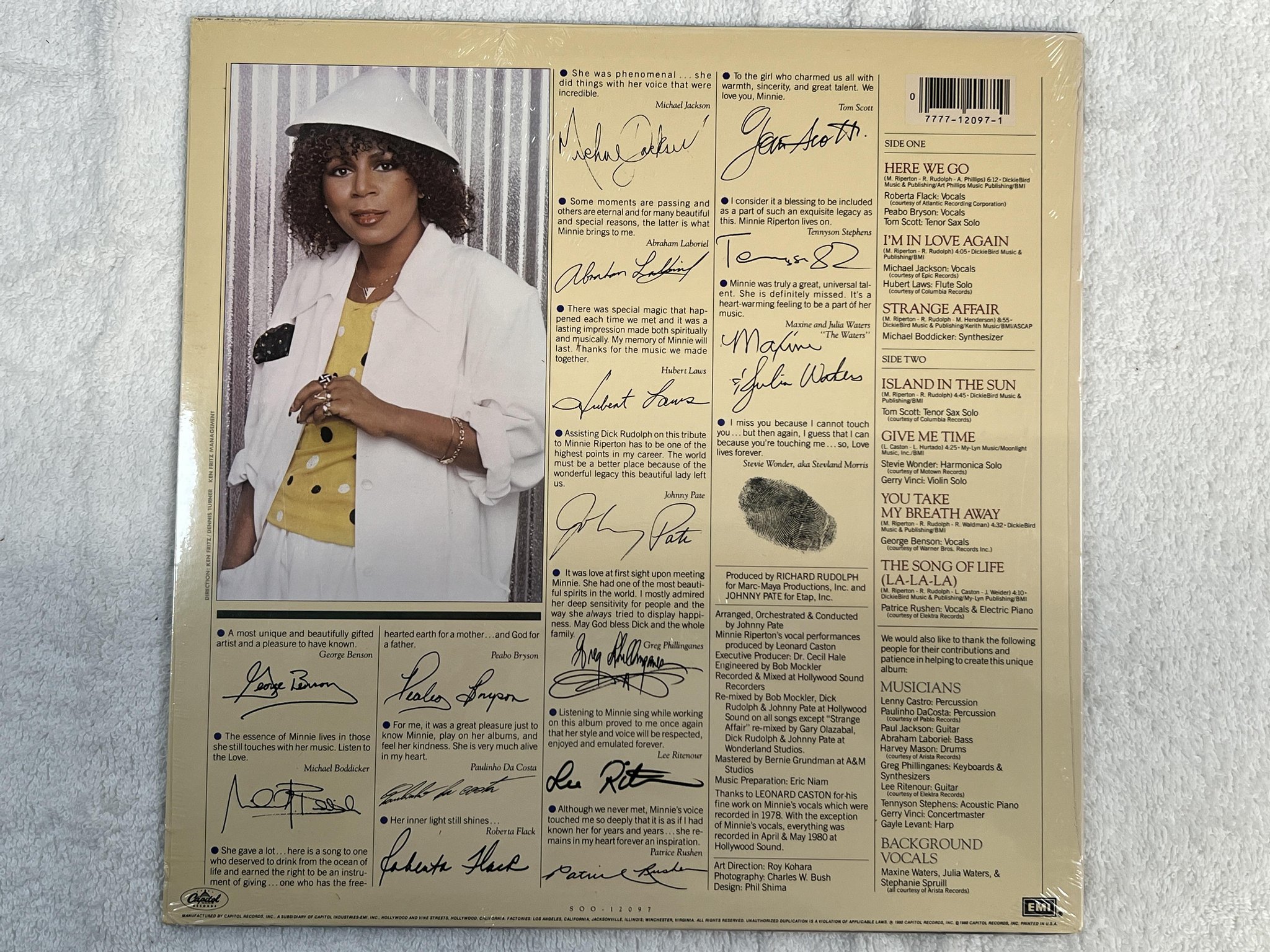 Omslagsbild för skivan MINNIE RIPPERTON love lives forever LP -80 US EMI 07777120971 ** sealed **