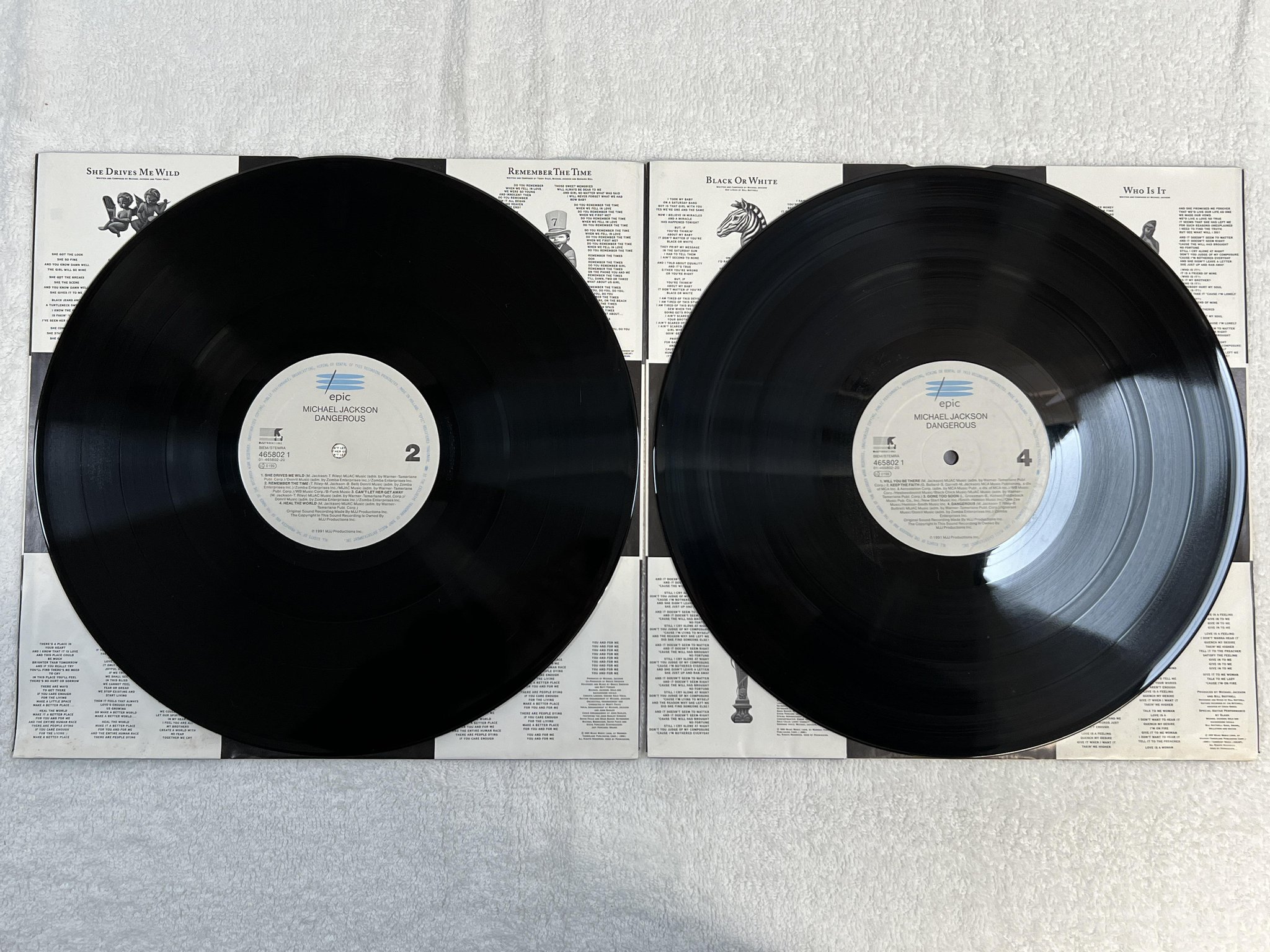 Omslagsbild för skivan MICHAEL JACKSON dangerous 2xLP -91 Hol EPIC 465802 1