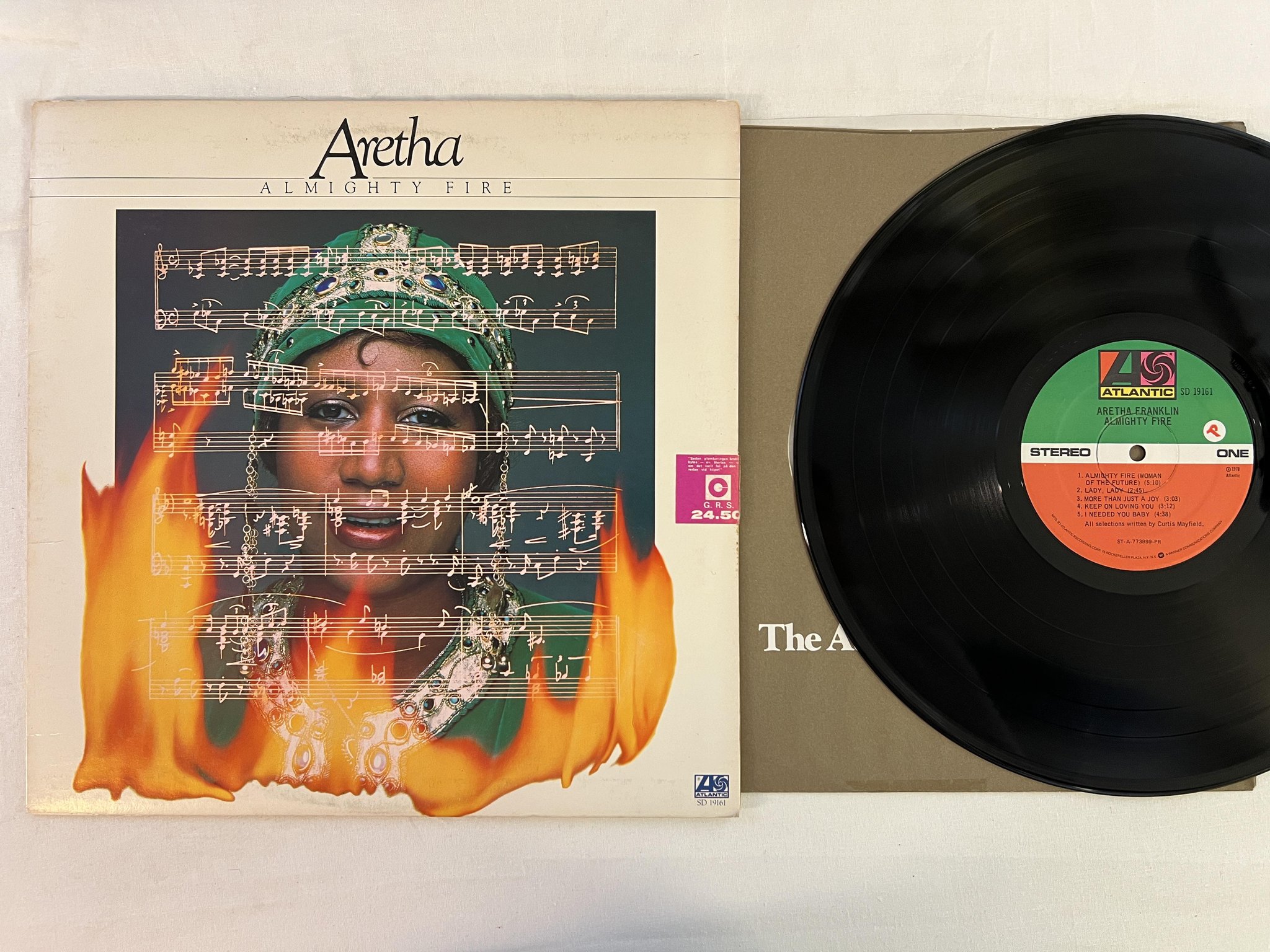Omslagsbild för skivan ARETHA FRANKLIN almighty fire LP -78 US ATLANTIC SD 19161