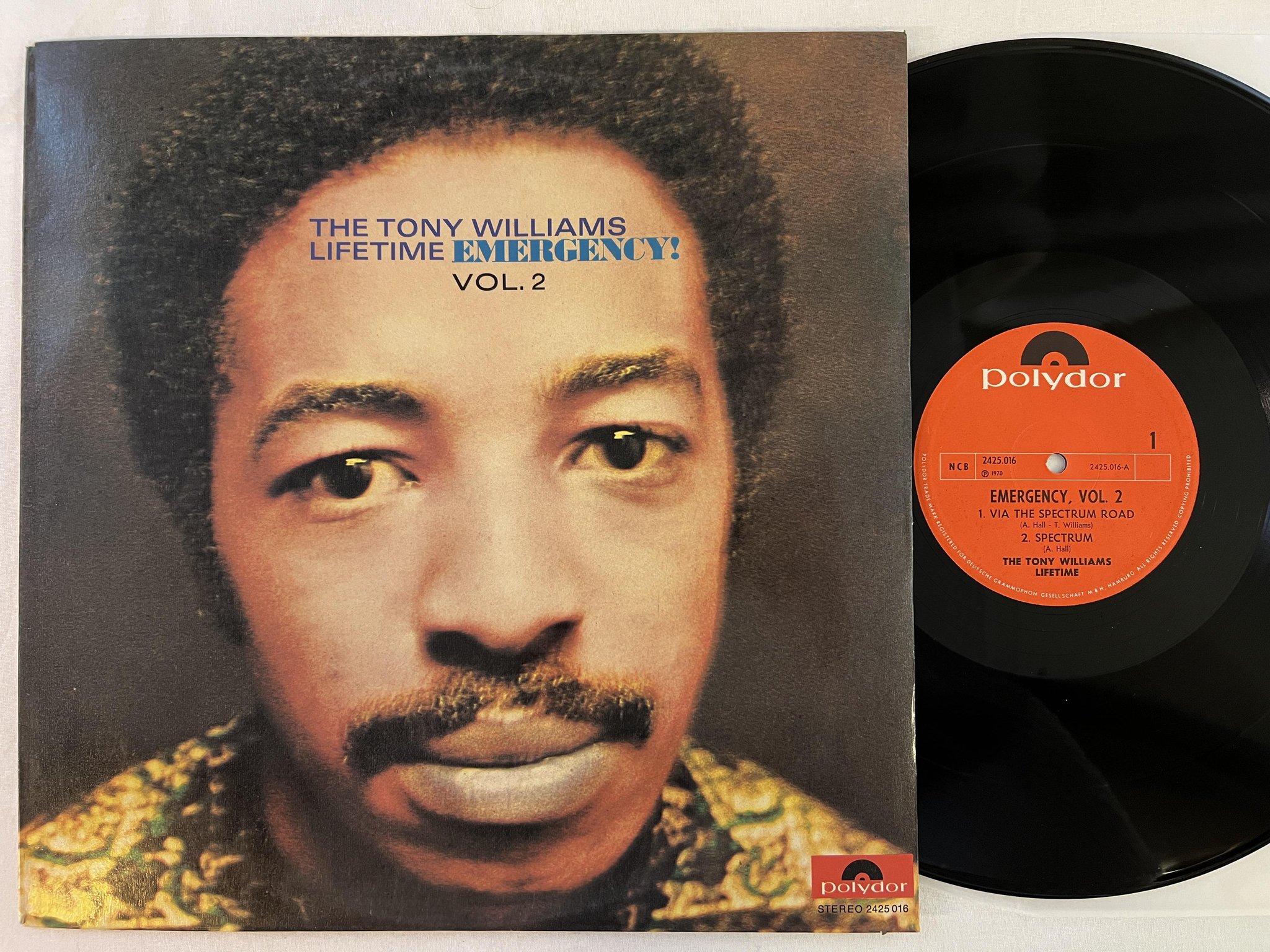 Omslagsbild för skivan THE TONY WILLIAMS LIFETIME emergency vol 2 LP -70 ncb POLYDOR 2425016