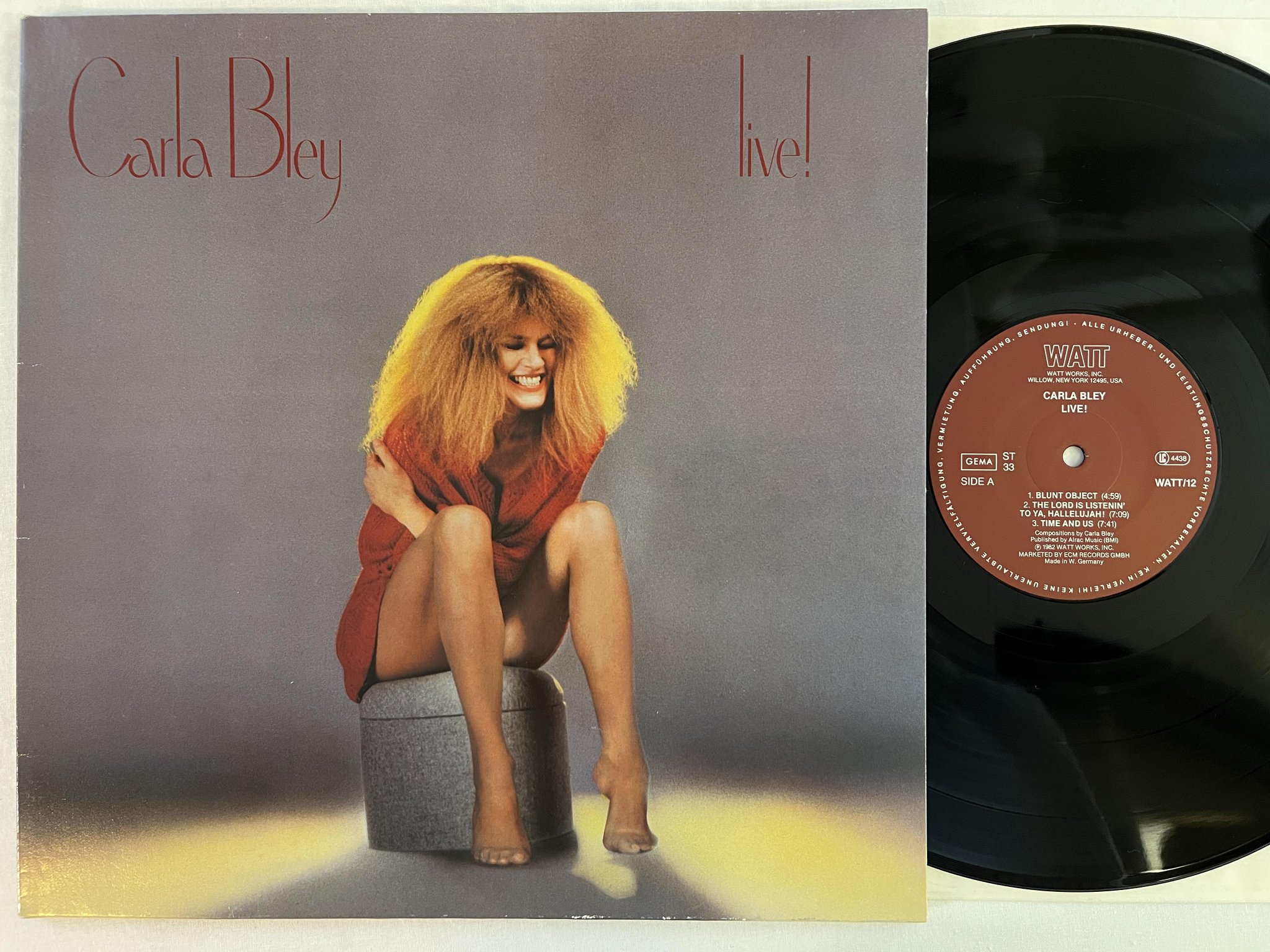 Omslagsbild för skivan CARLA BLEY LIVE! LP -82 WATT/12