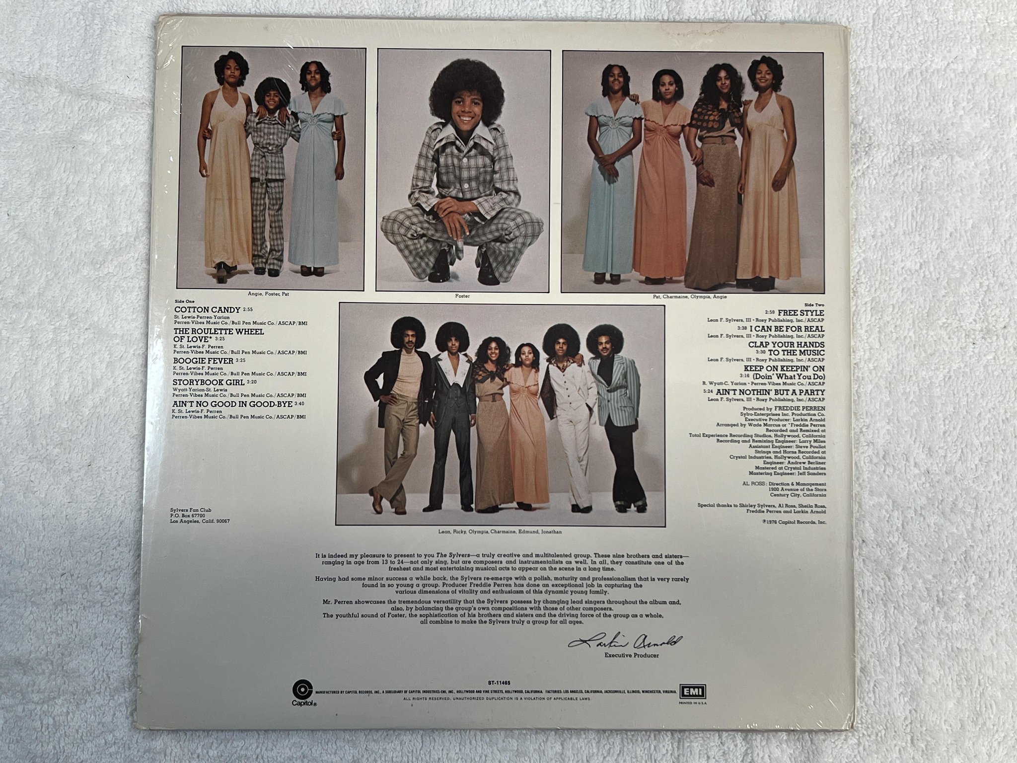Omslagsbild för skivan THE SYLVERS showcase LP -75 US CAPITOL ST-11465 ** SEALED **