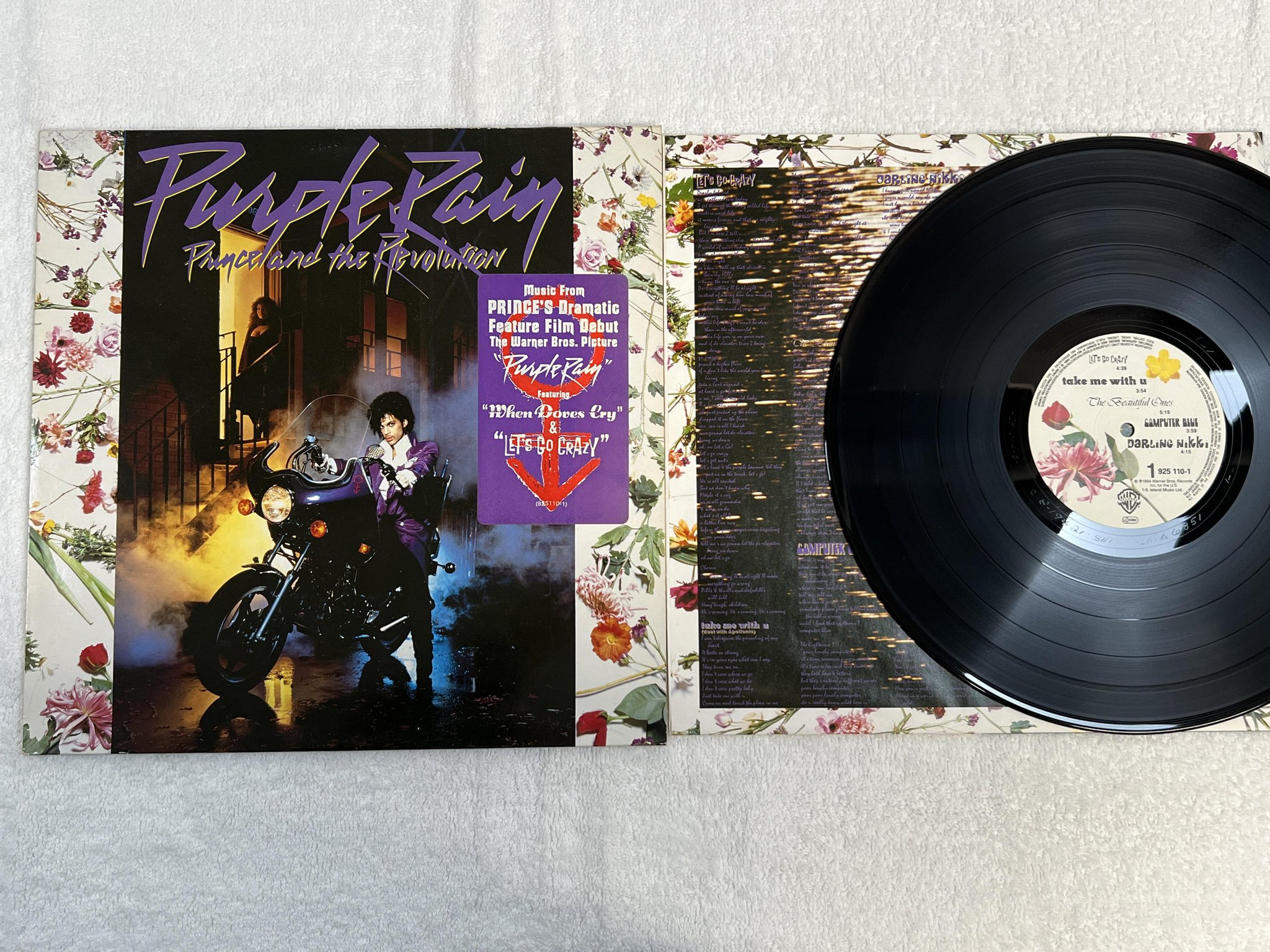 Omslagsbild för skivan PRINCE purple rain LP -84 WARNER BROS 925 110-1 *** masterpiece ***