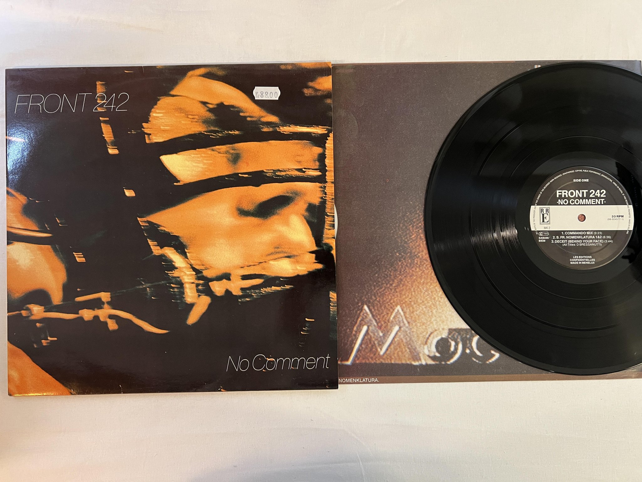 Omslagsbild för skivan FRONT 242 No Comment LP RED RHINO EUROPA MK 2 *** EBM ***