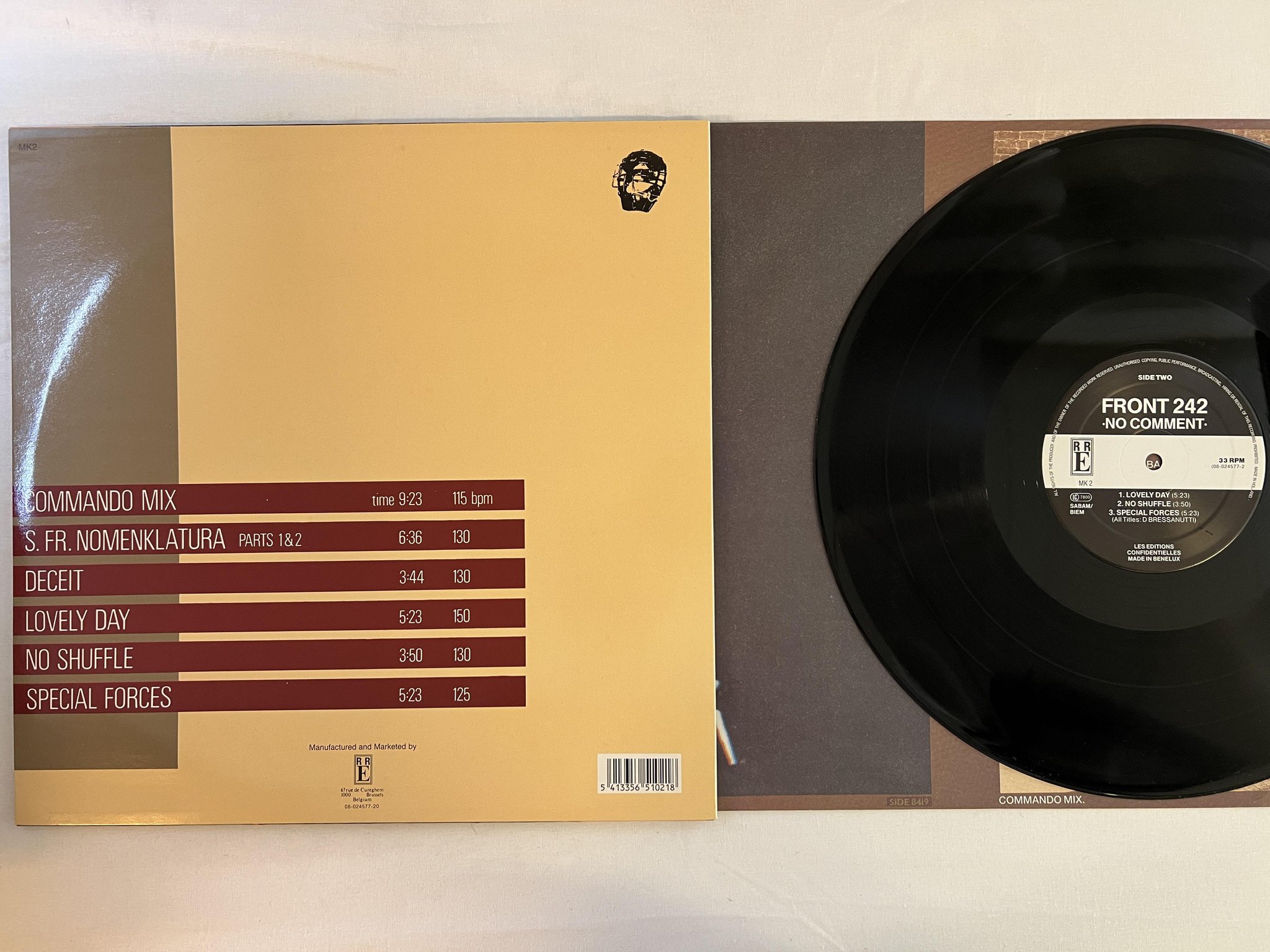 Omslagsbild för skivan FRONT 242 No Comment LP RED RHINO EUROPA MK 2 *** EBM ***