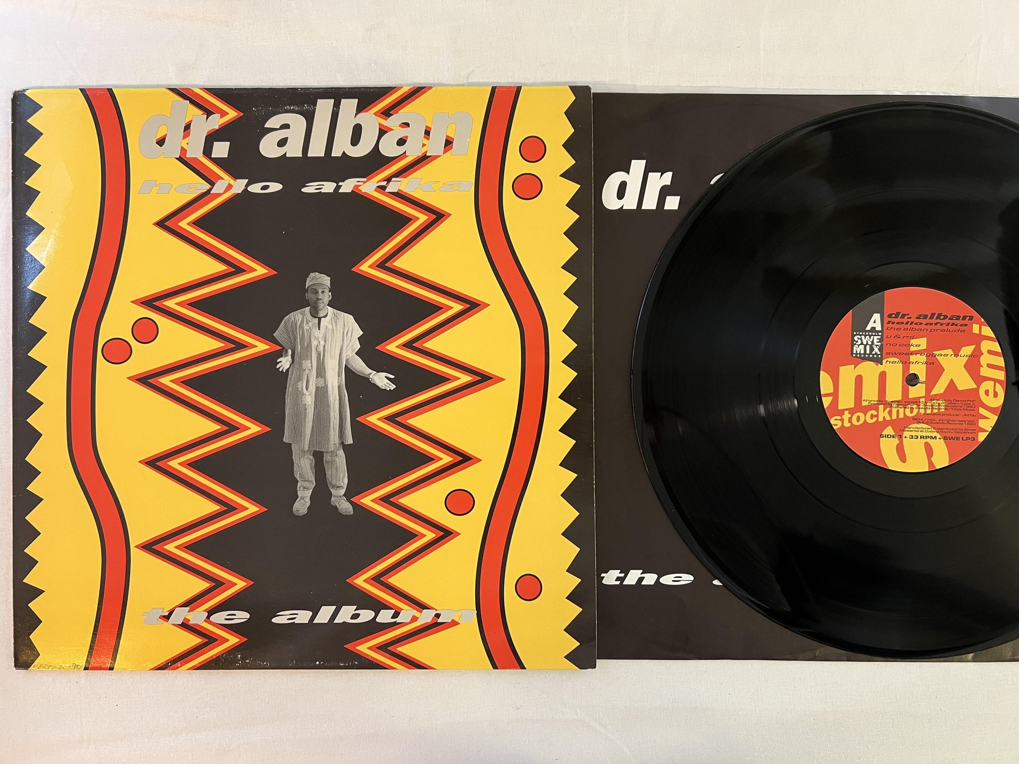 Omslagsbild för skivan DR ALBAN Hello Afrika LP -90 SWE MIX SWE LP3