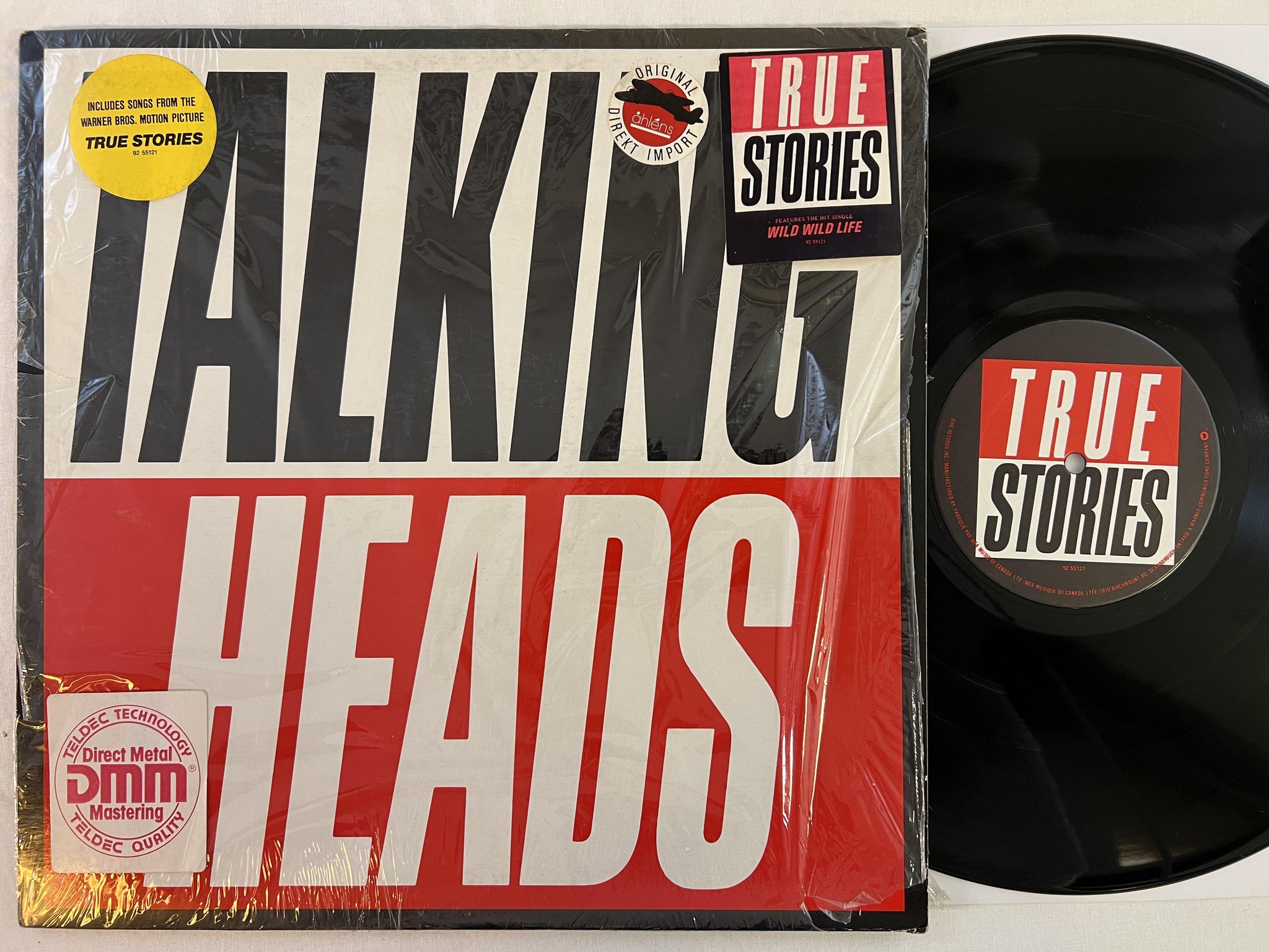 Omslagsbild för skivan TALKING HEADS True Stories LP -86 Can SIRE 92 55121