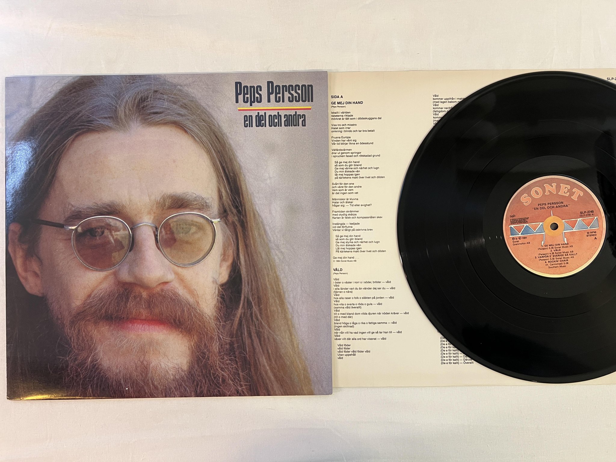Omslagsbild för skivan PEPS PERSSON en del av andra LP -84 Swe SONET SLP 2745
