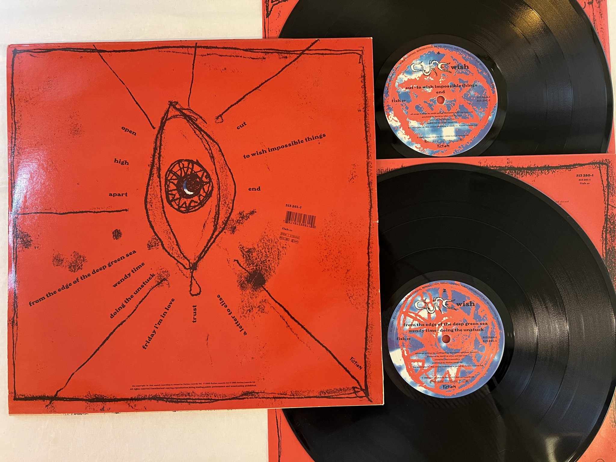 Omslagsbild för skivan CURE wish 2xLP -92 Europe FICTION 513 261-1 *** R A R E ***
