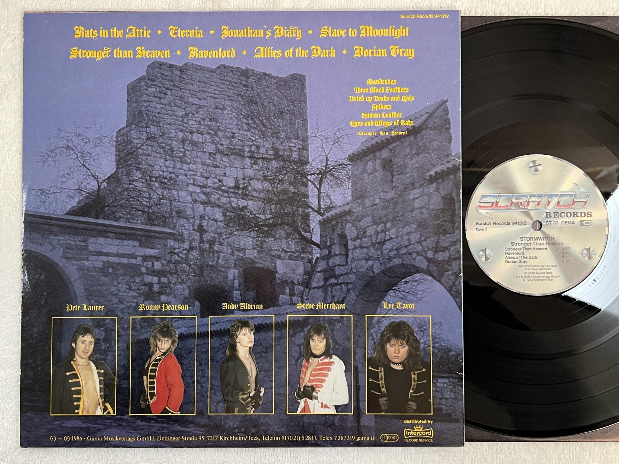 Omslagsbild för skivan STORMWITCH stronger than heaven LP -86 Ger SCRATCH 941312