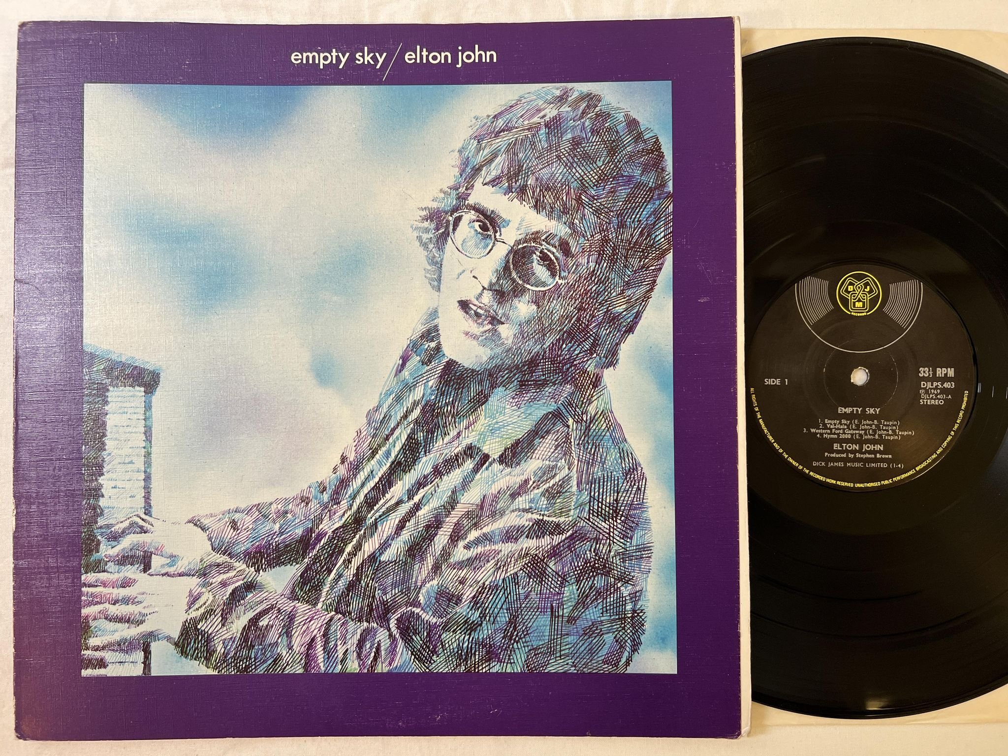 Omslagsbild för skivan ELTON JOHN empty sky LP -69 UK DJM DJLPS 403