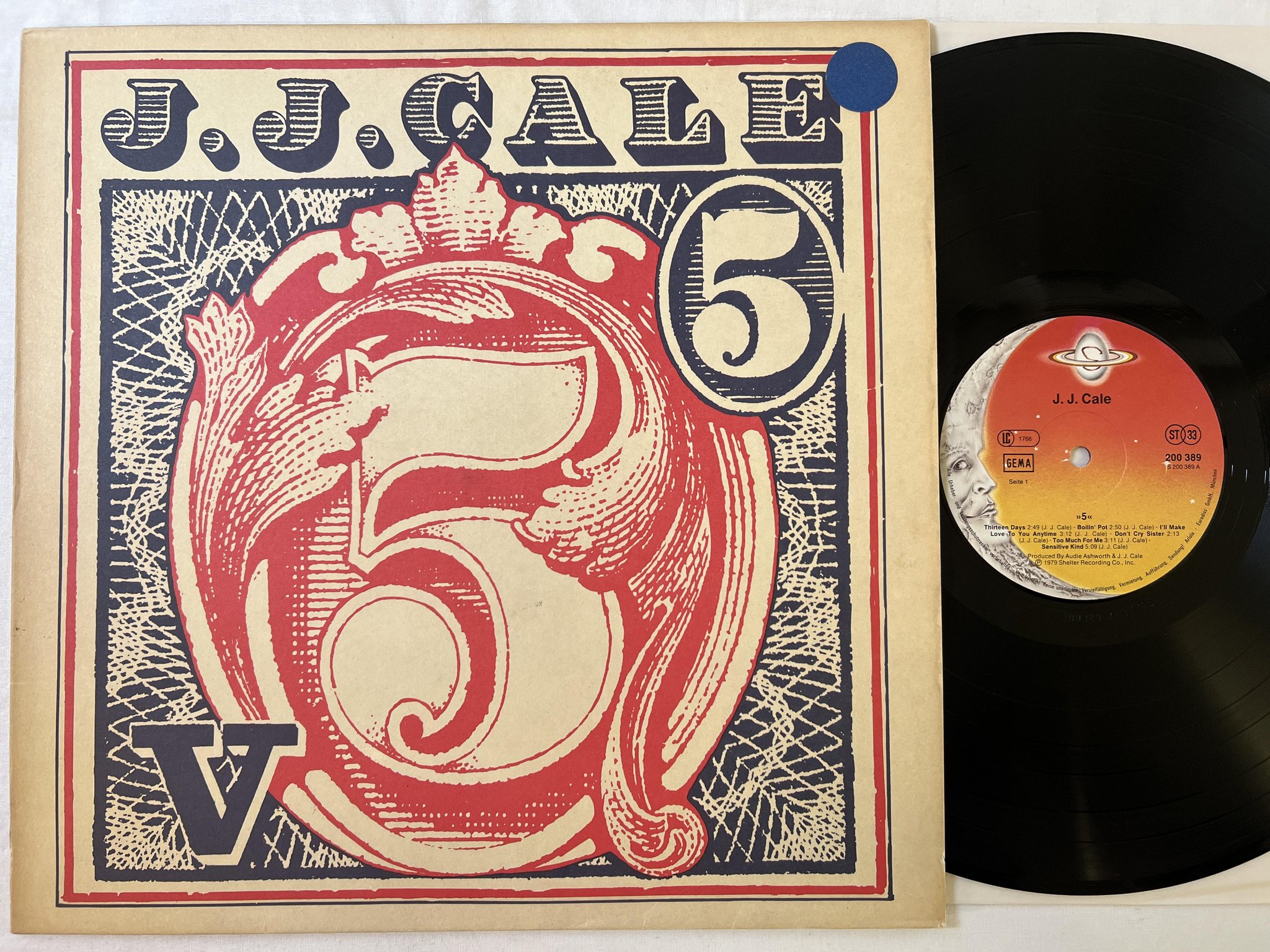 Omslagsbild för skivan JJ CALE -5- LP -79 Ger SHELTER 200389