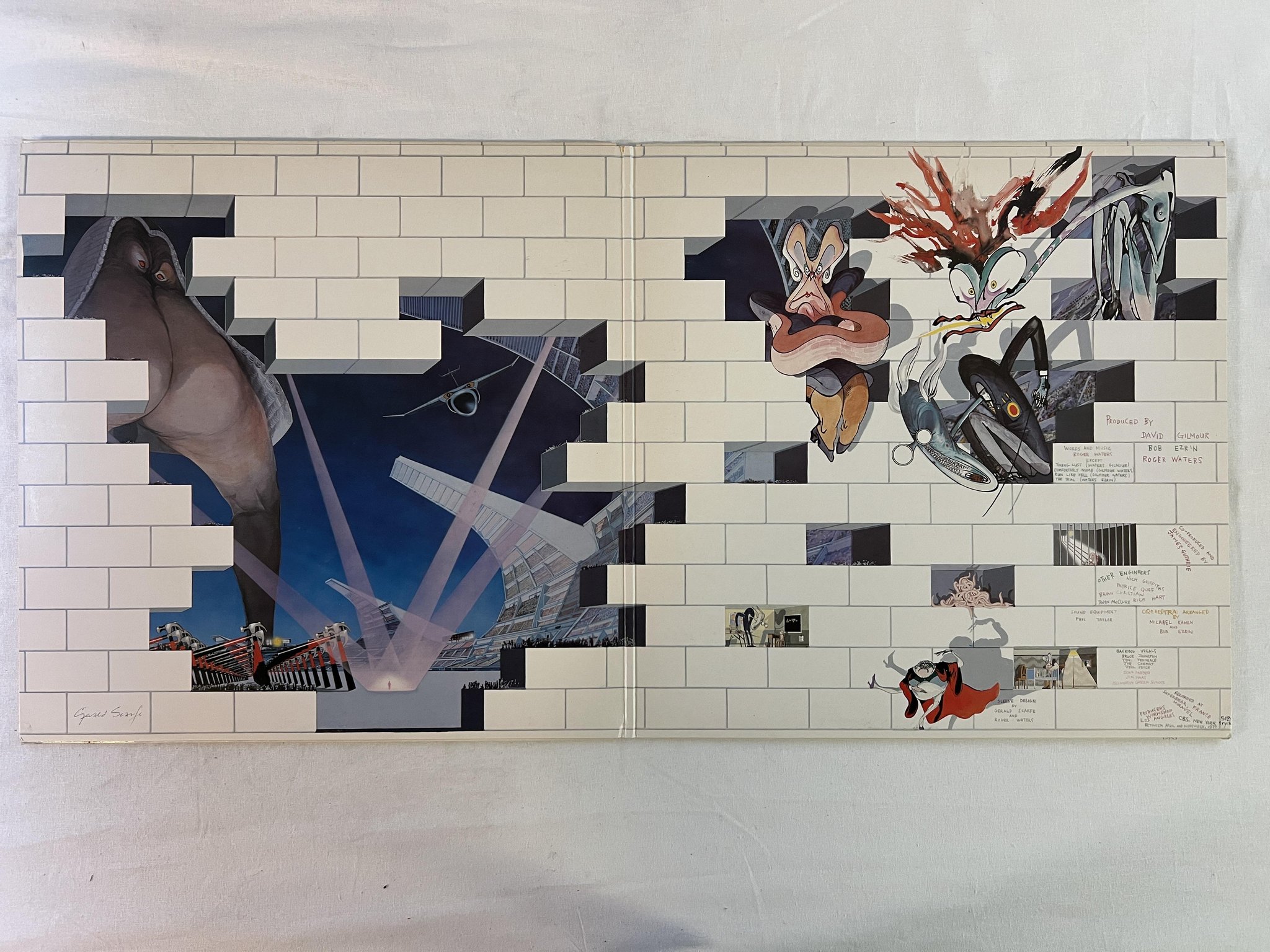 Omslagsbild för skivan PINK FLOYD the wall 2xLP -79 ncb HARVEST 7C 156-63411