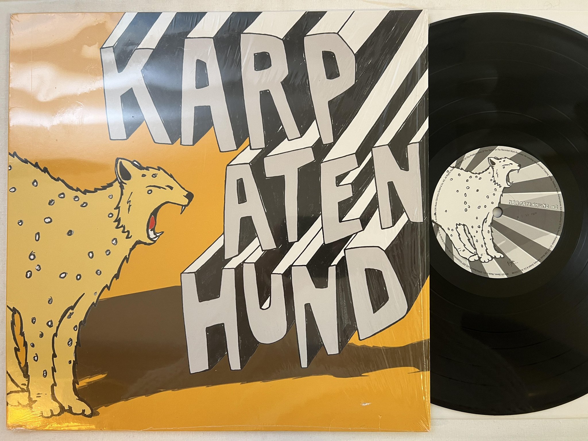Omslagsbild för skivan KARPATEN HUND Karpatenhund #3 LP 2007 Ger VIRGIN 0094638513216 ** rare indie **