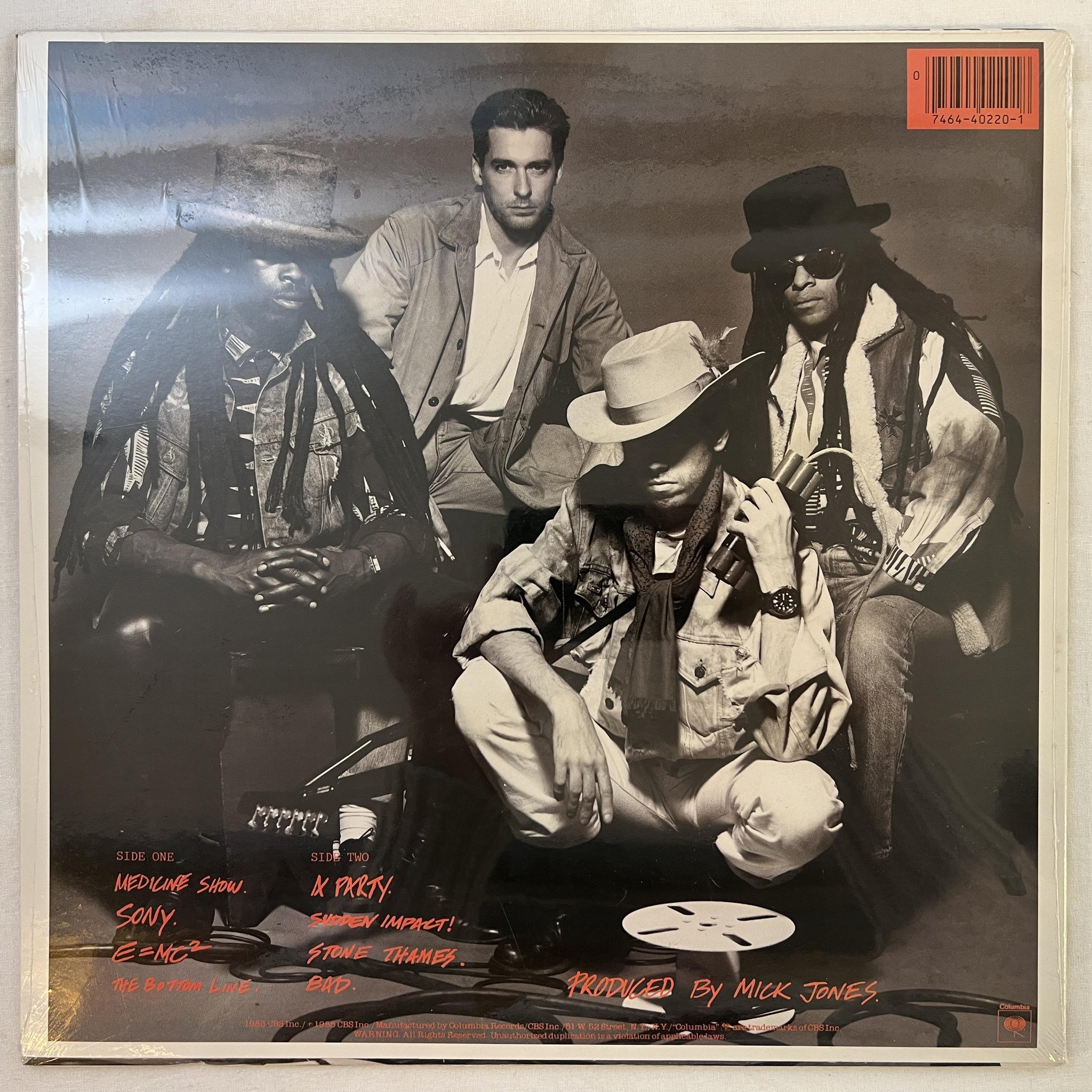 Omslagsbild för skivan BIG AUDIO DYNAMITE This Is... LP -85 US coulmbia BFC 40220 *** SEALED ***