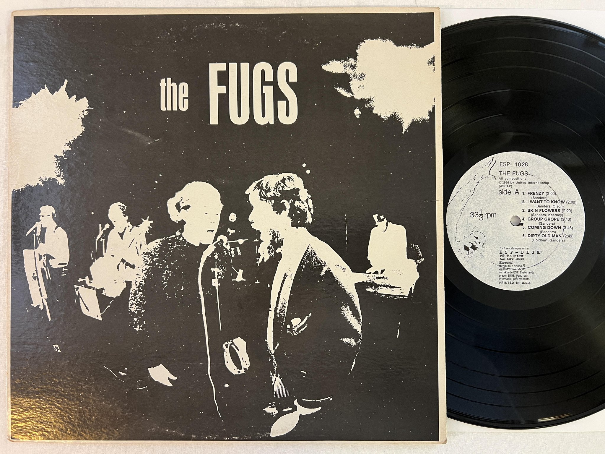 Omslagsbild för skivan THE FUGS s/t LP re US ESP DISK ESP-1028 56 5th Avenue address