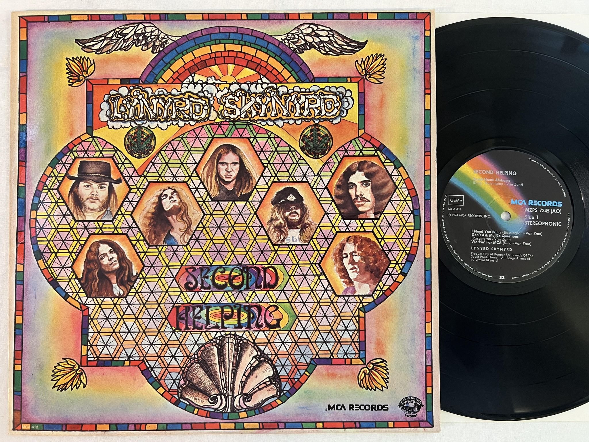 Omslagsbild för skivan LYNYRD SKYNYRD second helping LP -74 Ger MCA MZPS 7345 (AO)