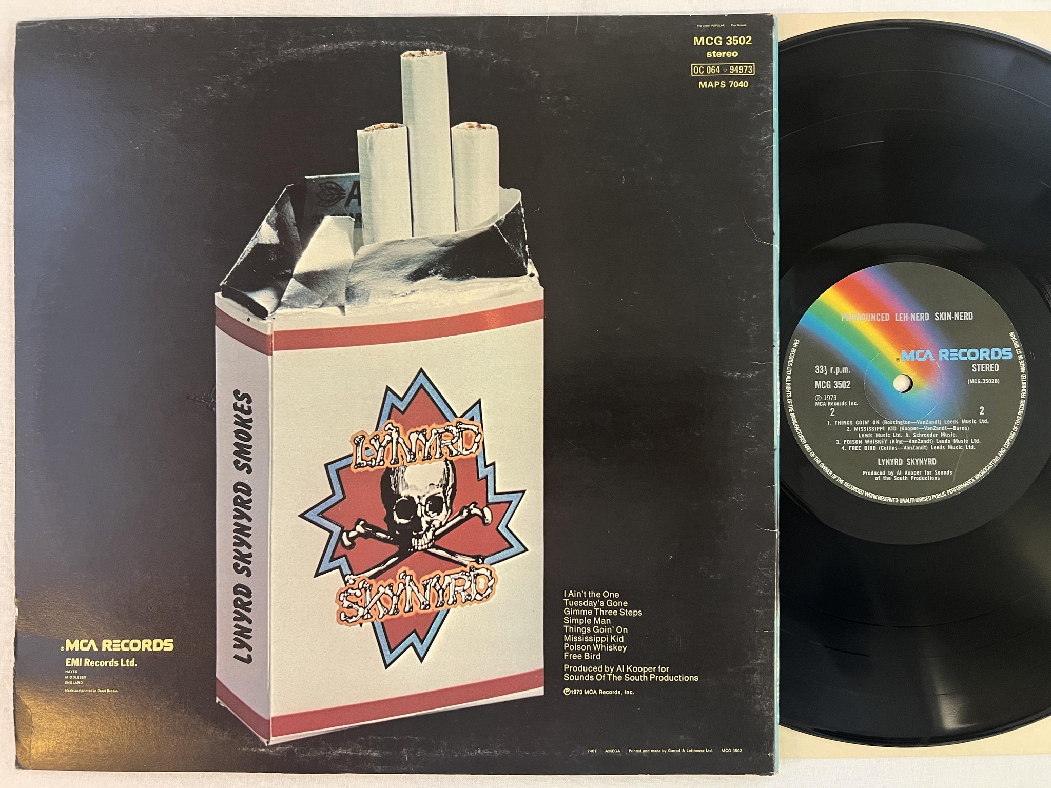 Omslagsbild för skivan LYNYRD SKYNYRD Pronounced 'Leh-'nérd 'Skin-'nérd LP -73 UK MCA MCG 3502