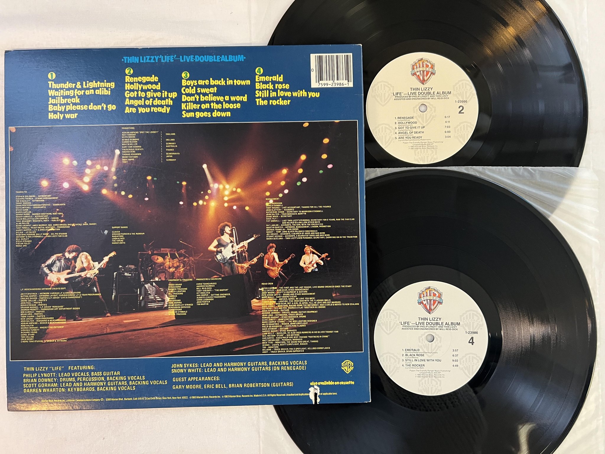Omslagsbild för skivan THIN LIZZY life - live double album 2xLP -83 US WARNER 1-23986