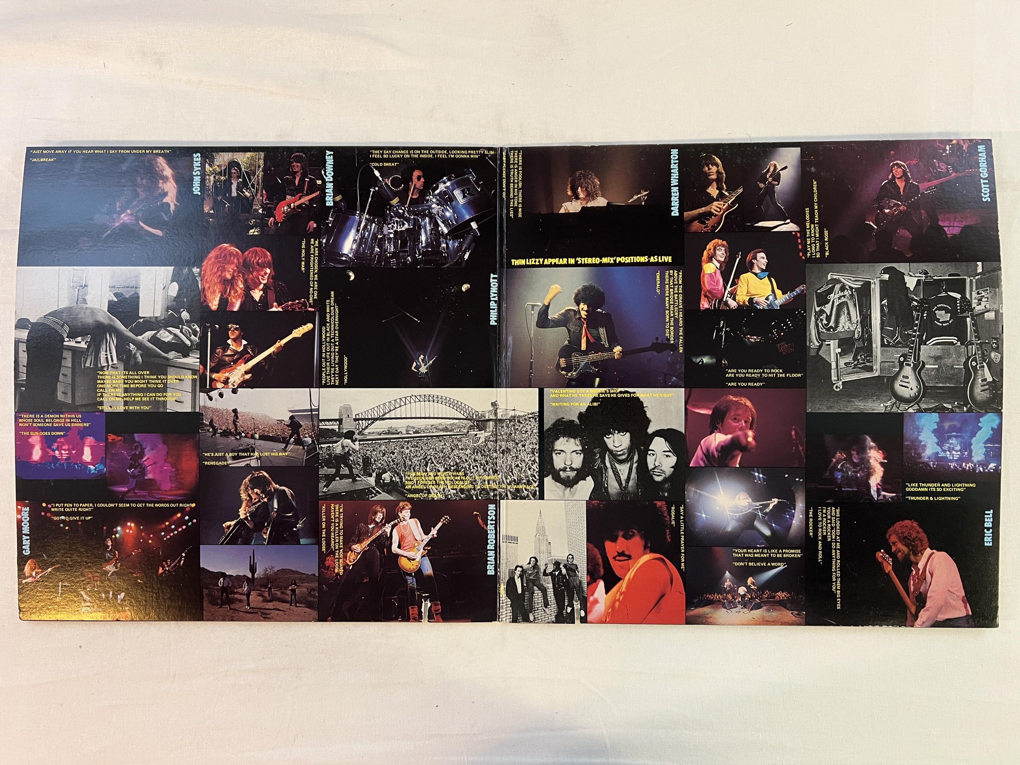 Omslagsbild för skivan THIN LIZZY life - live double album 2xLP -83 US WARNER 1-23986