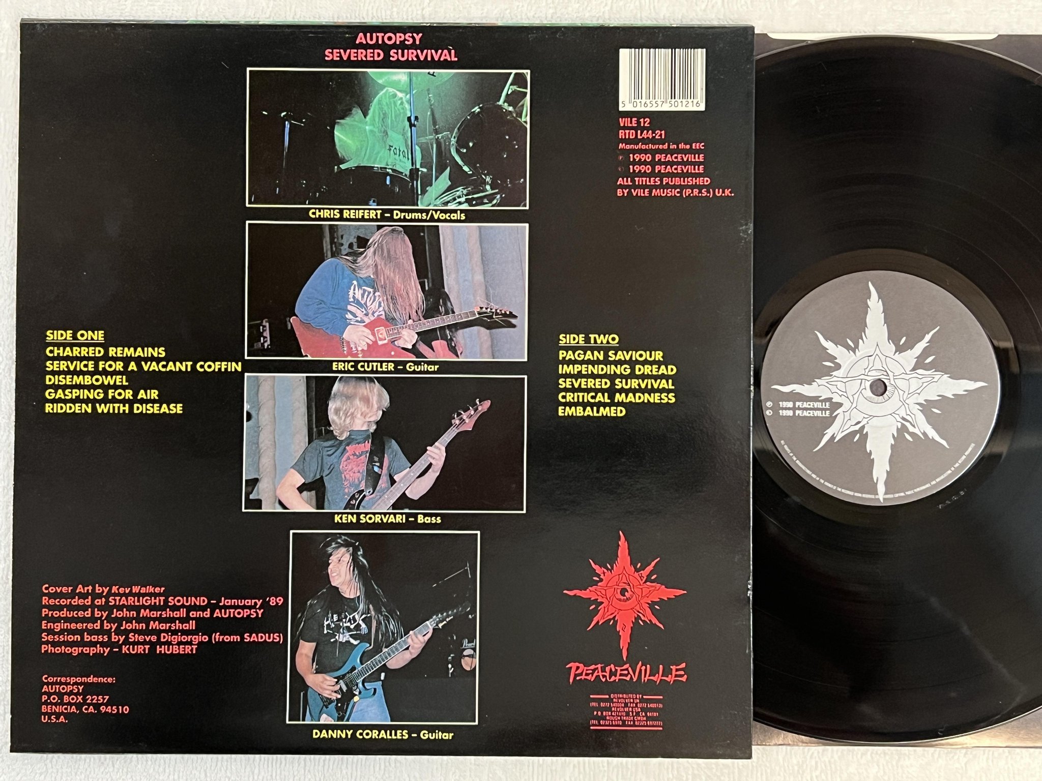 Omslagsbild för skivan AUTOPSY Severed Survival LP -90 UK PEACEVILLE VILE 12 ** DEATH METAL **