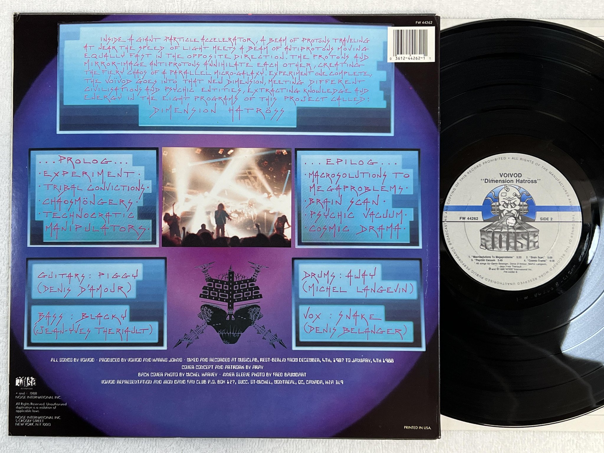 Omslagsbild för skivan VOIVOD dimension hatröss LP -88 Ger NOISE N 0106-1