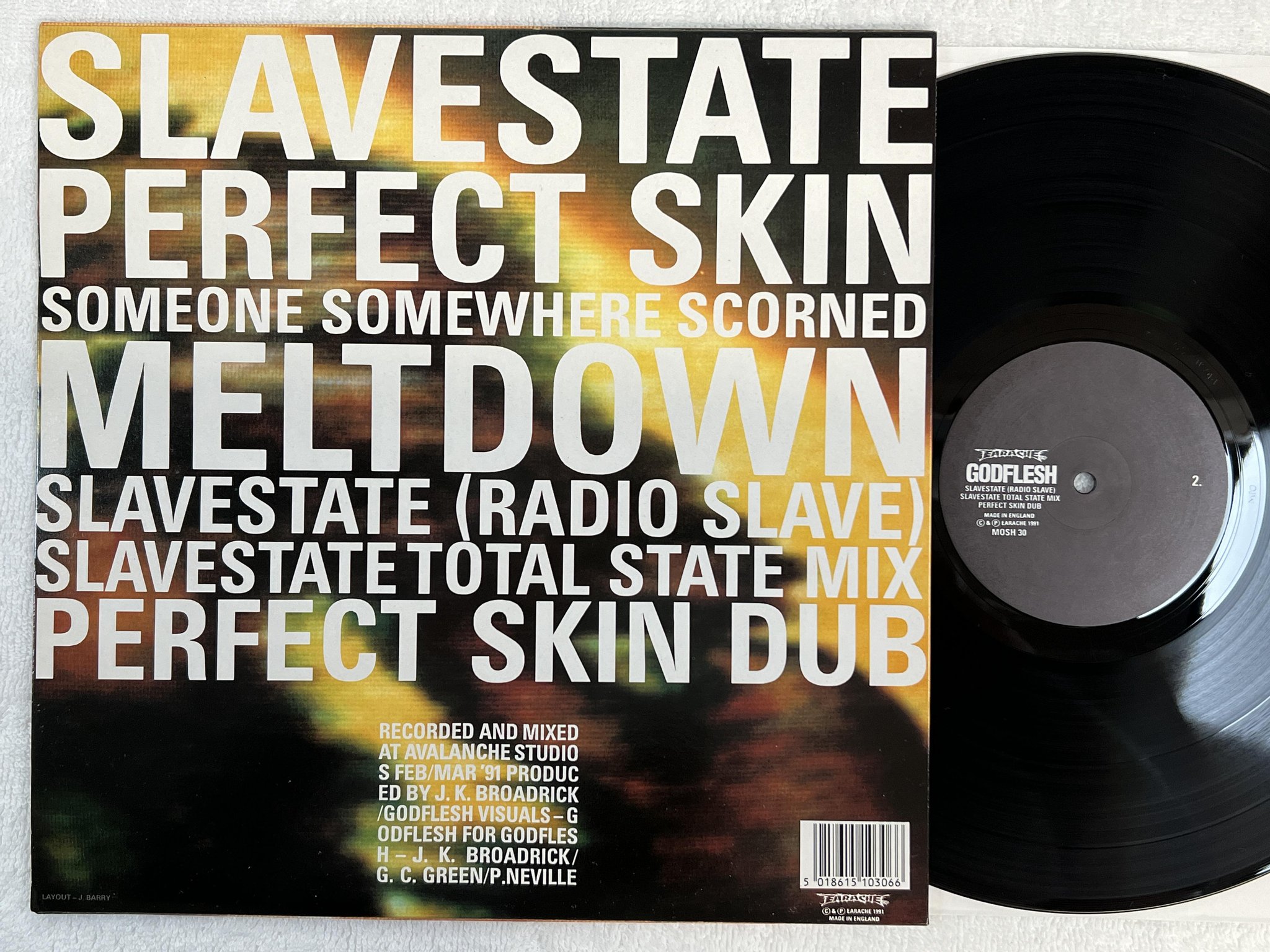 Omslagsbild för skivan GODFLESH Slavestate LP -91 UK earache MOSH 30