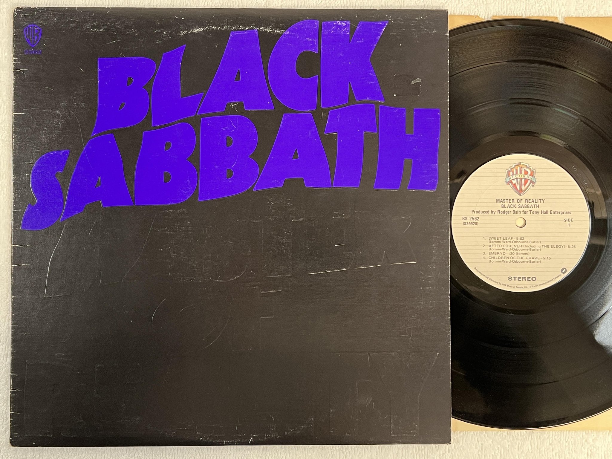 Omslagsbild för skivan BLACK SABBATH master of reality LP re Can WARNER BS 2562