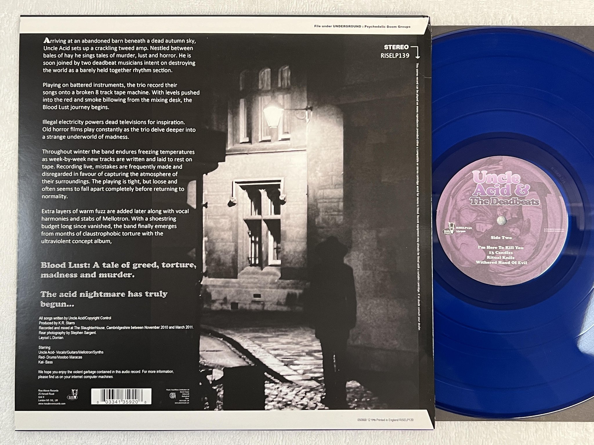 Omslagsbild för skivan UNCLE ACID & THE DEADBEATS Blood Lust LP 2012 RISE ABOVE RISELP139 ** STONER **