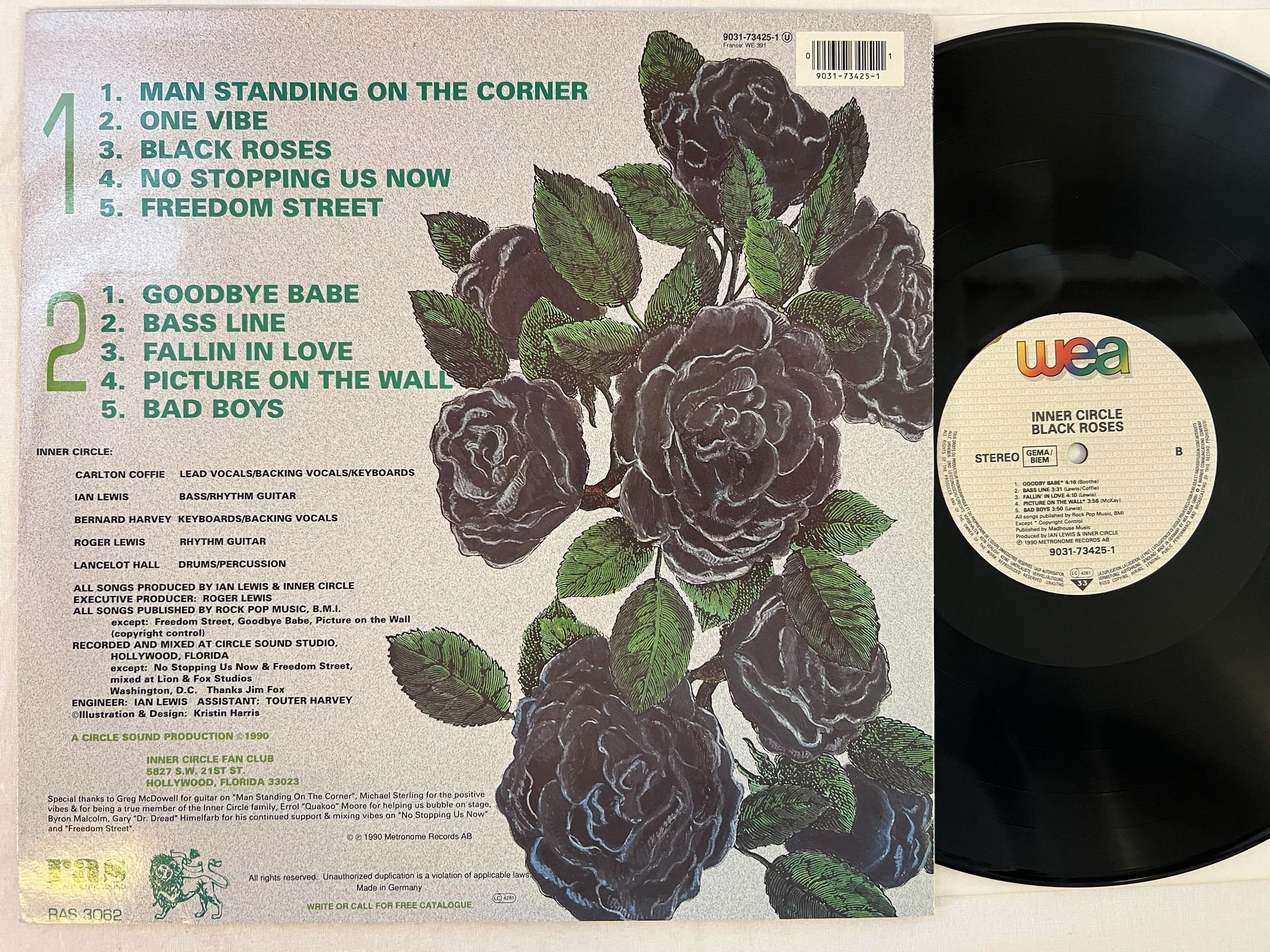 Omslagsbild för skivan INNER CIRCLE black roses LP -90 Ger WEA 9031-73425-1 ** bad boys **