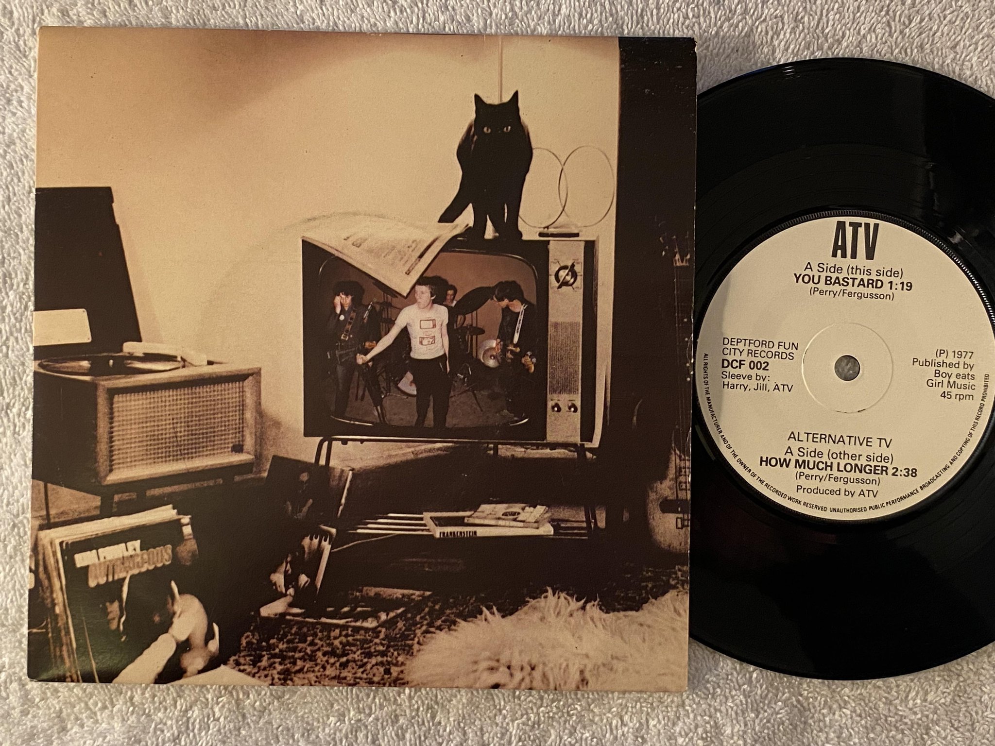 Omslagsbild för skivan ALTERNATIVE TV How Much Longer 7" -77 UK DEPTFORD FUN CITY DFC 002