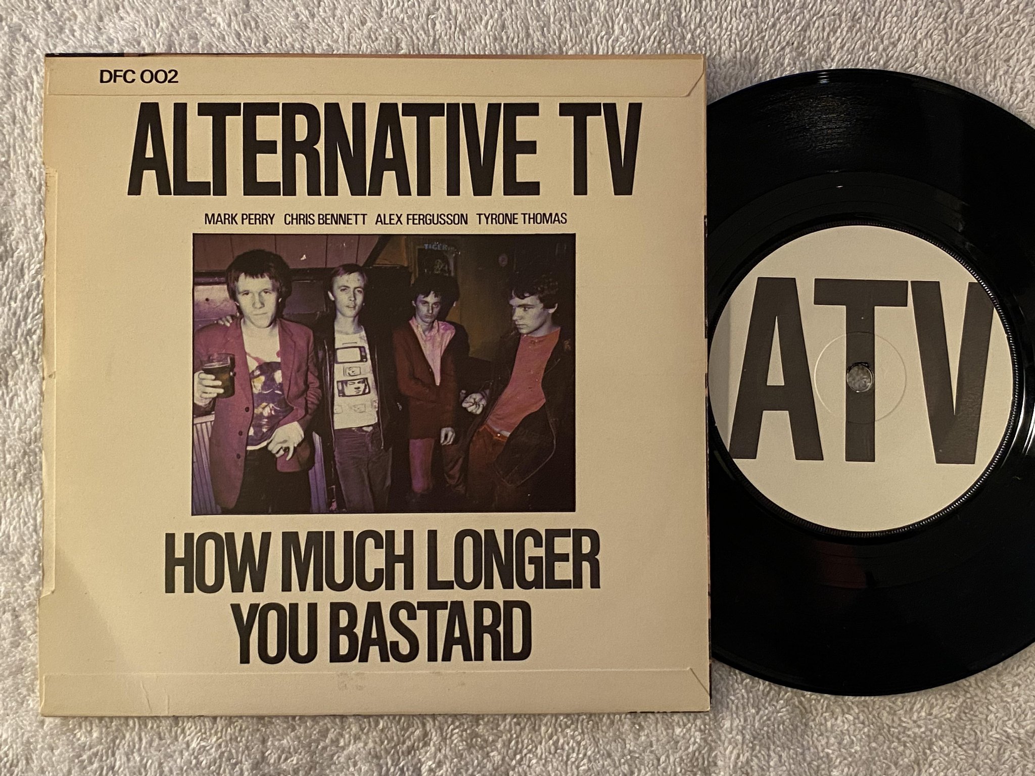 Omslagsbild för skivan ALTERNATIVE TV How Much Longer 7" -77 UK DEPTFORD FUN CITY DFC 002