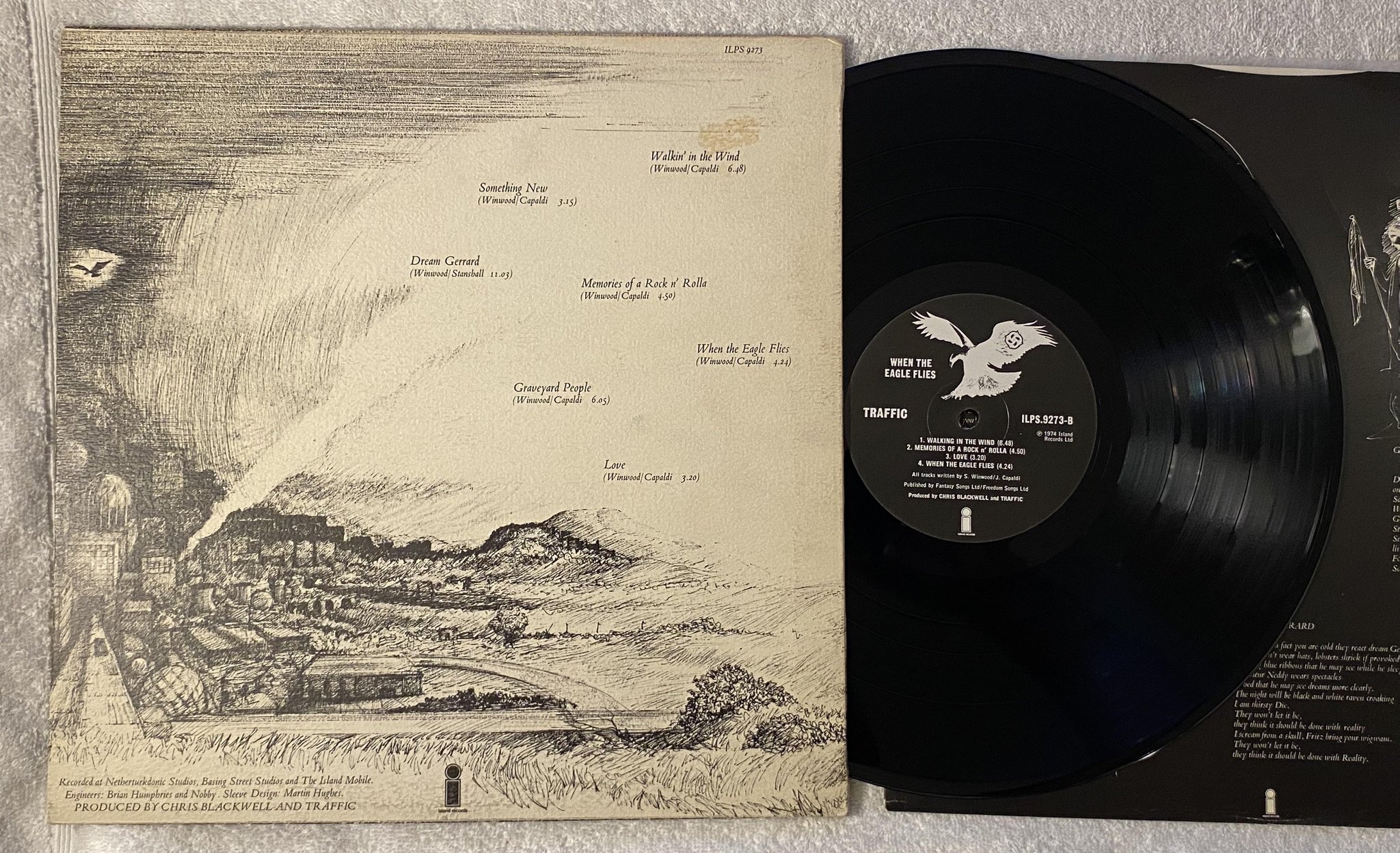 Omslagsbild för skivan TRAFFIC when the eagle flies LP -74 ISLAND ILPS 9273