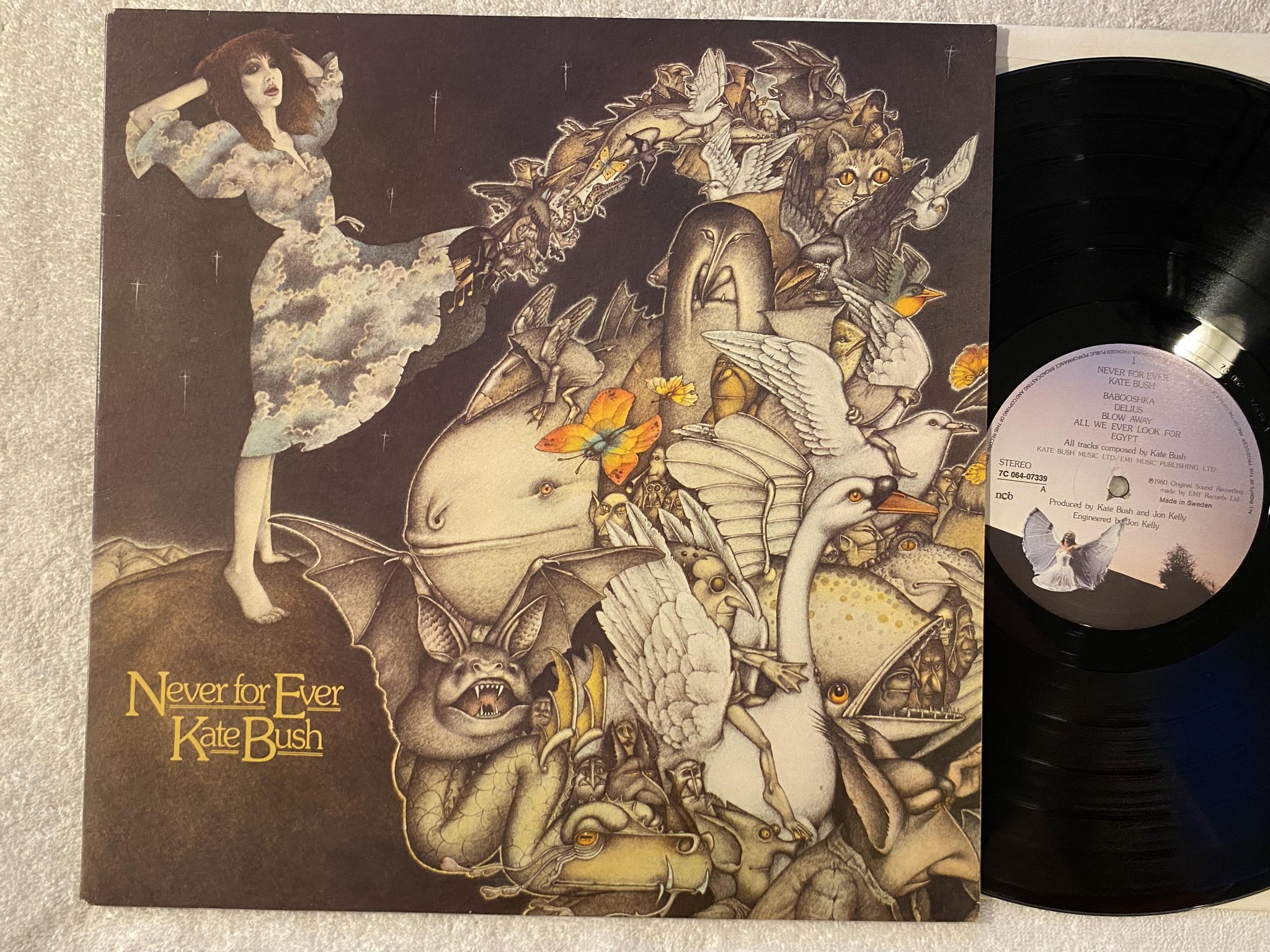 Omslagsbild för skivan KATE BUSH never for never LP -80 ncb EMI 7C 064-07339