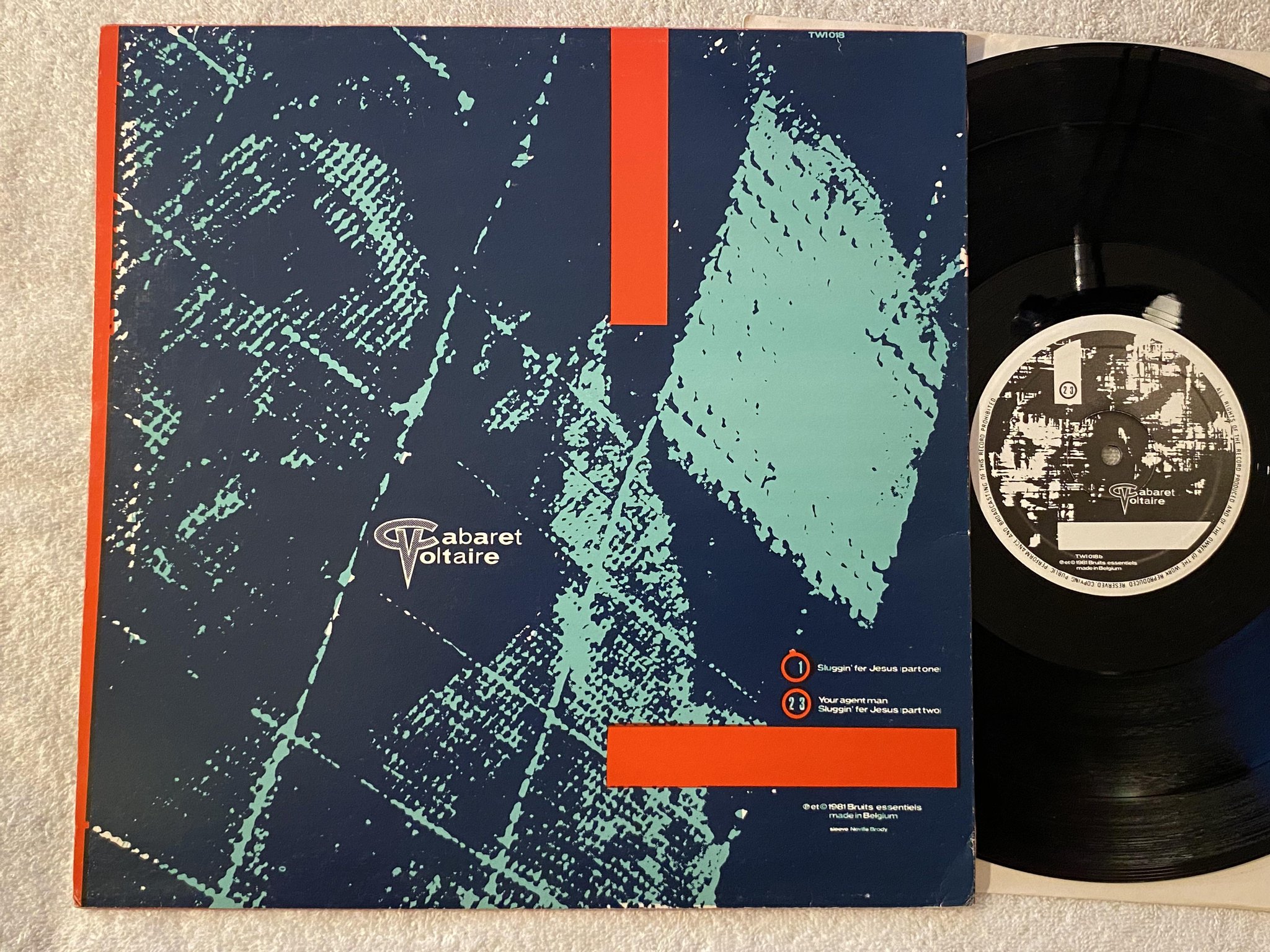 Omslagsbild för skivan CABARET VOLTAIRE 3 Crépuscule Tracks 12"ep Les Disques Du Crépuscule TWI 018