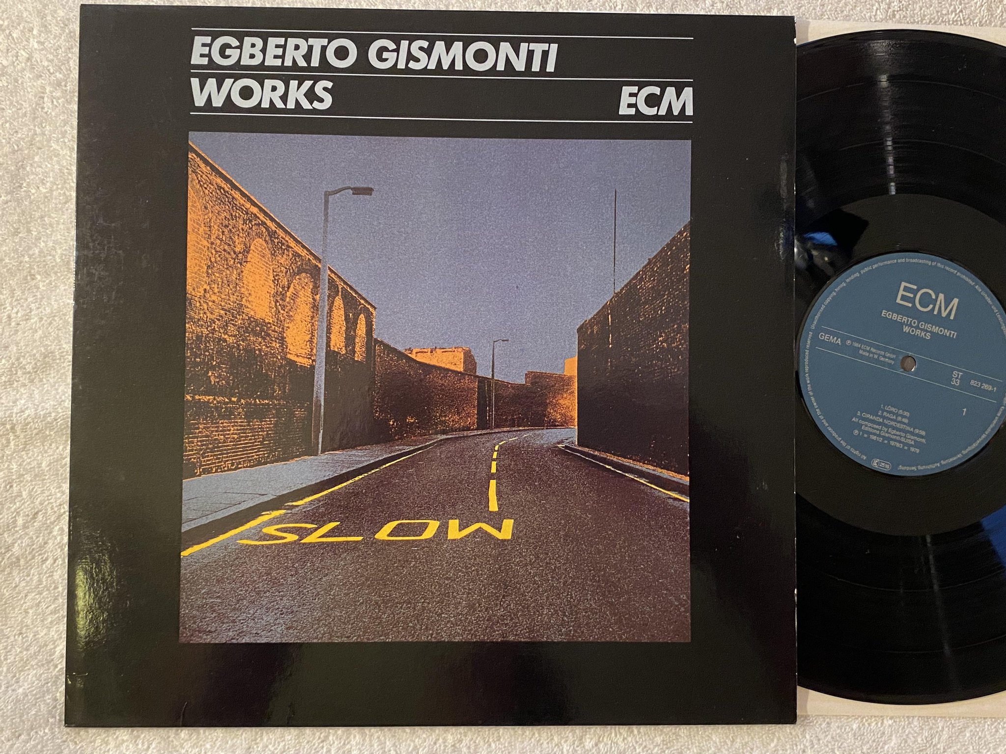 Omslagsbild för skivan EGBERTO GISMONTI works LP Ger ECM 823 269-1